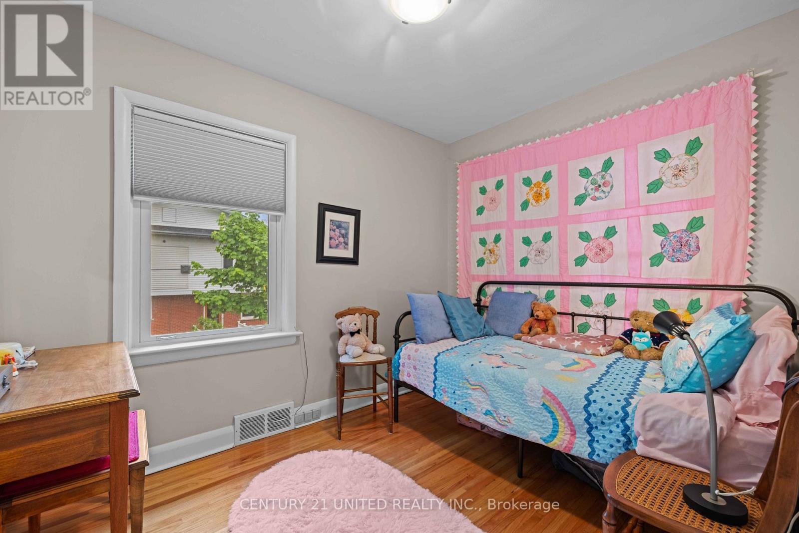 516 Hunter Street W, Peterborough Central (Old West End), Ontario  K9H 2N1 - Photo 18 - X12173086