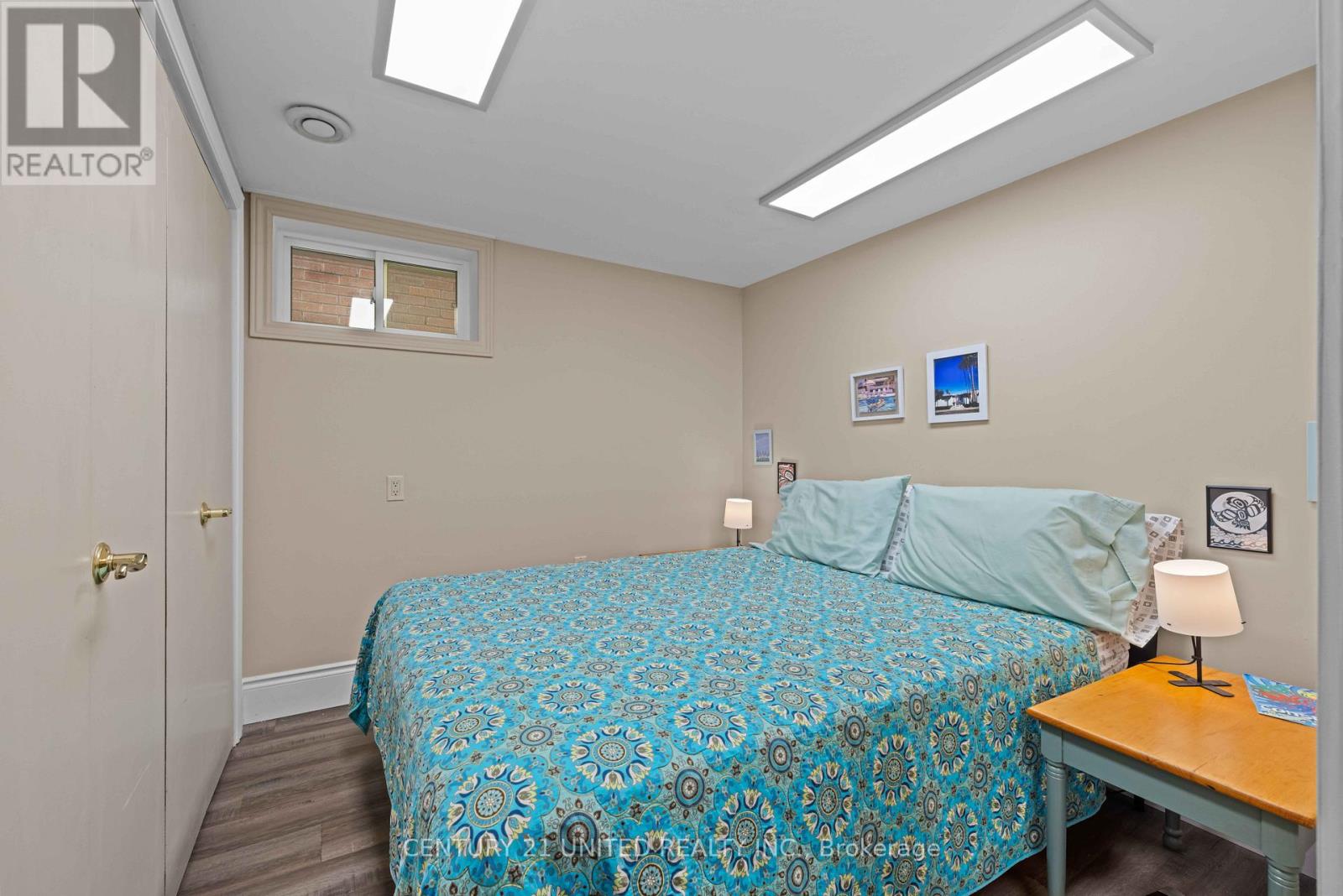 516 Hunter Street W, Peterborough Central (Old West End), Ontario  K9H 2N1 - Photo 28 - X12173086