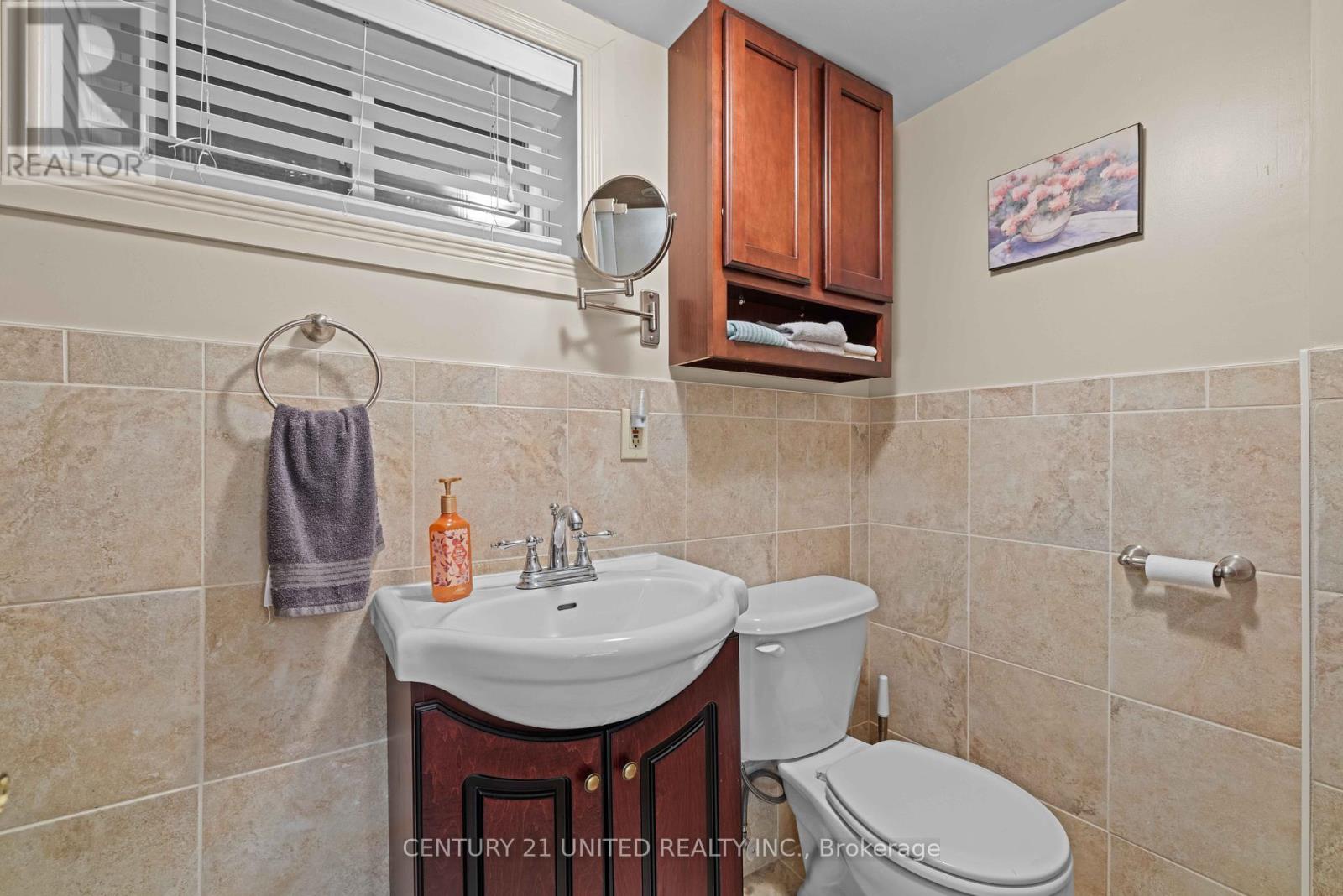 516 Hunter Street W, Peterborough Central (Old West End), Ontario  K9H 2N1 - Photo 30 - X12173086