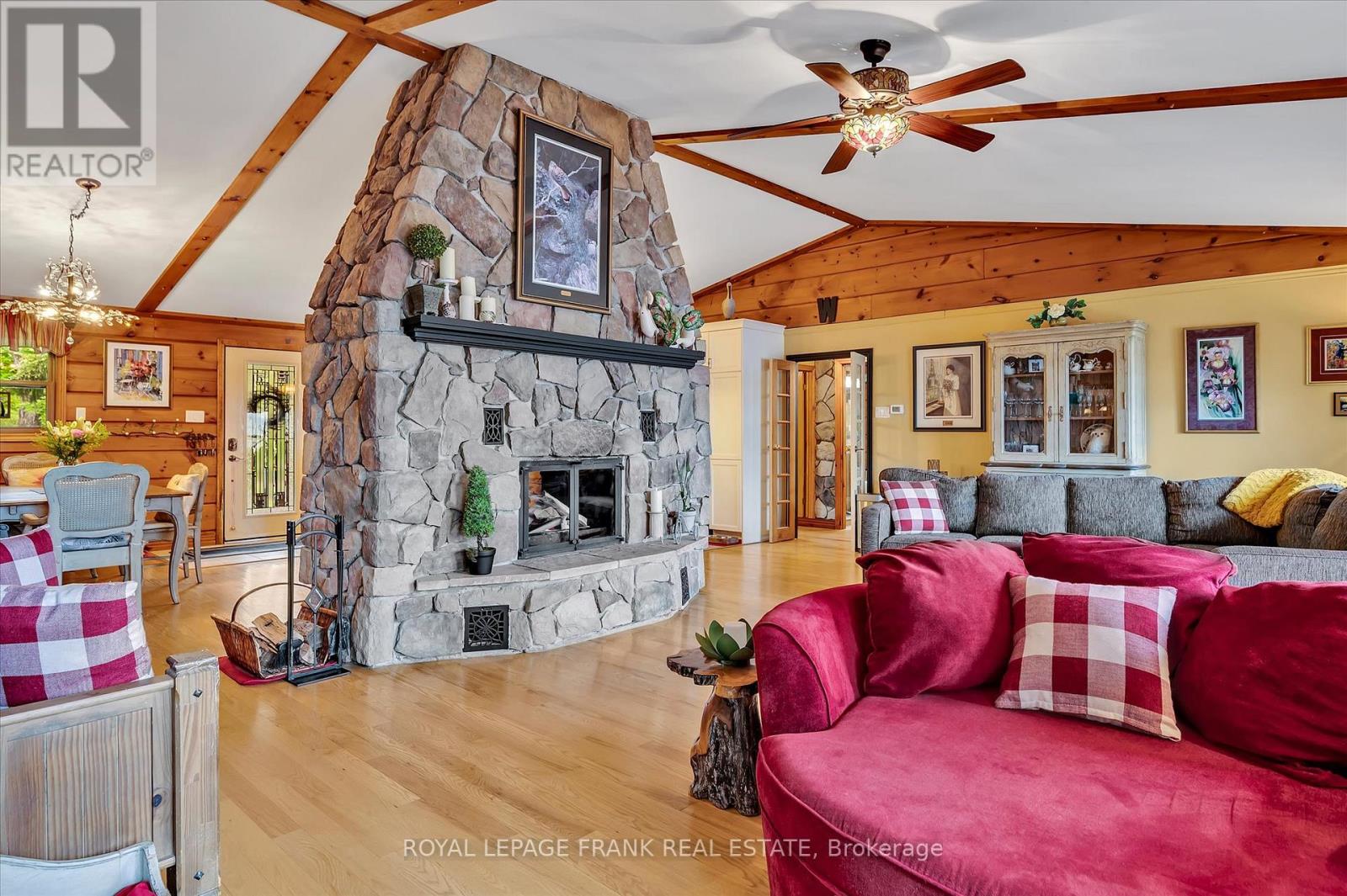 124 Fire Route 66, Trent Lakes, Ontario  K0L 2J0 - Photo 16 - X12173426
