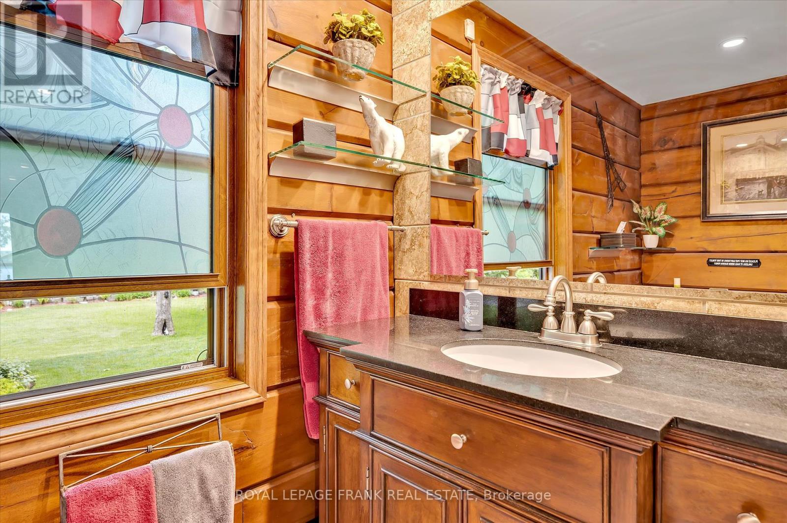 124 Fire Route 66, Trent Lakes, Ontario  K0L 2J0 - Photo 23 - X12173426