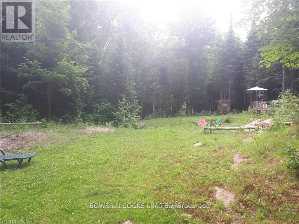 1326 Musclow Greenview, Hastings Highlands (Monteagle Ward), Ontario  K0L 1C0 - Photo 5 - X12173671
