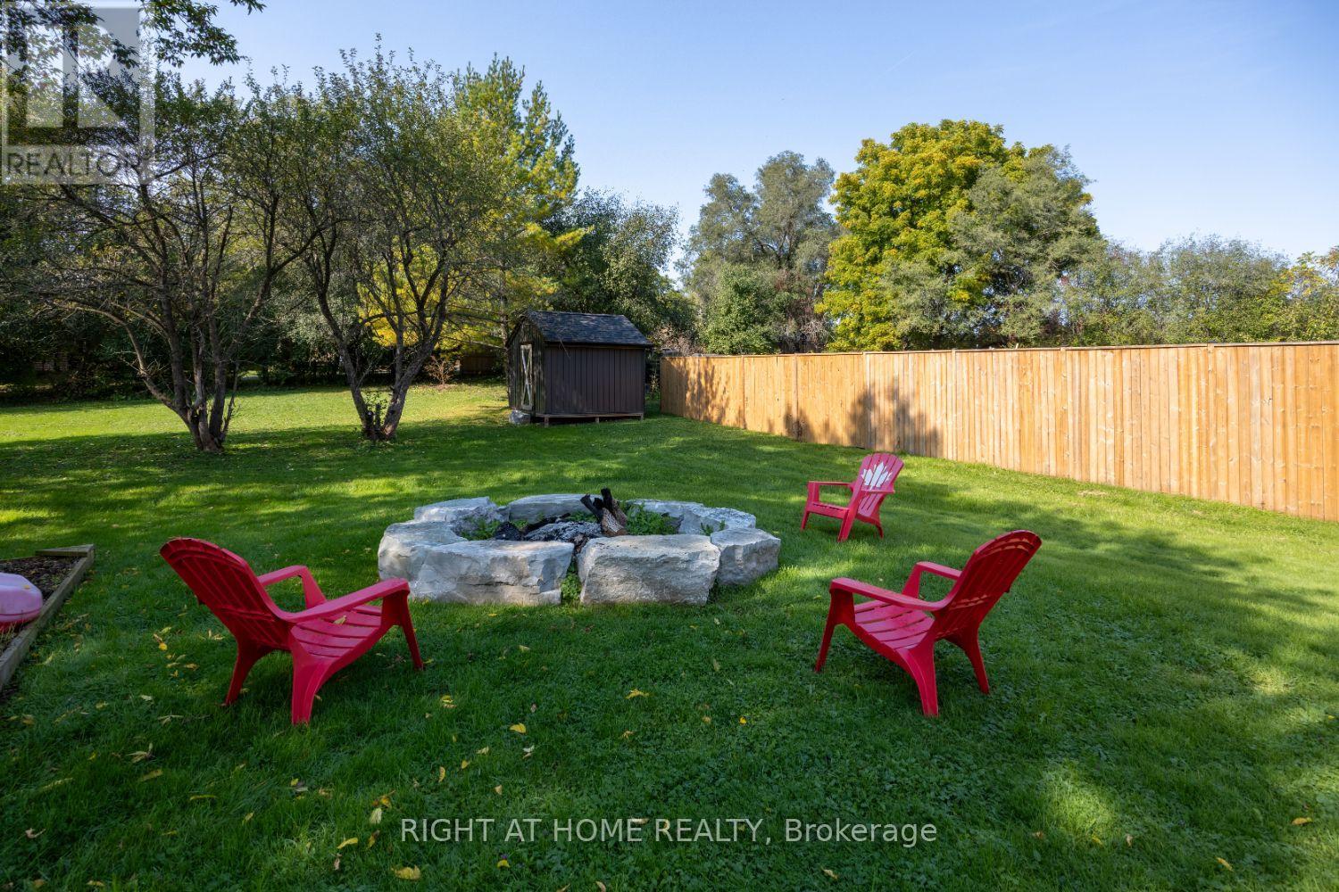 420 Parkhill Road E, Douro-Dummer, Ontario  K9L 1C1 - Photo 13 - X12173749