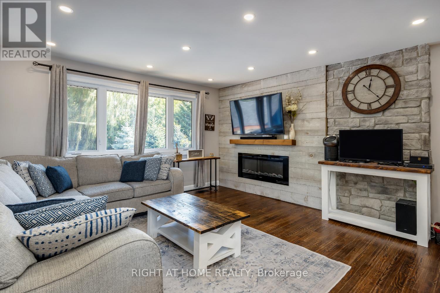 420 Parkhill Road E, Douro-Dummer, Ontario  K9L 1C1 - Photo 14 - X12173749