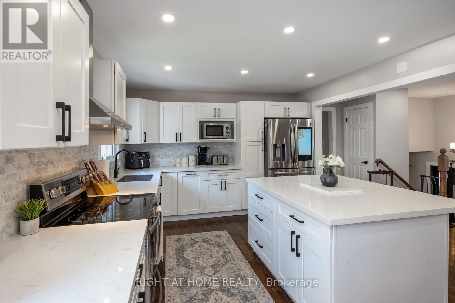 420 Parkhill Road E, Douro-Dummer, Ontario  K9L 1C1 - Photo 17 - X12173749