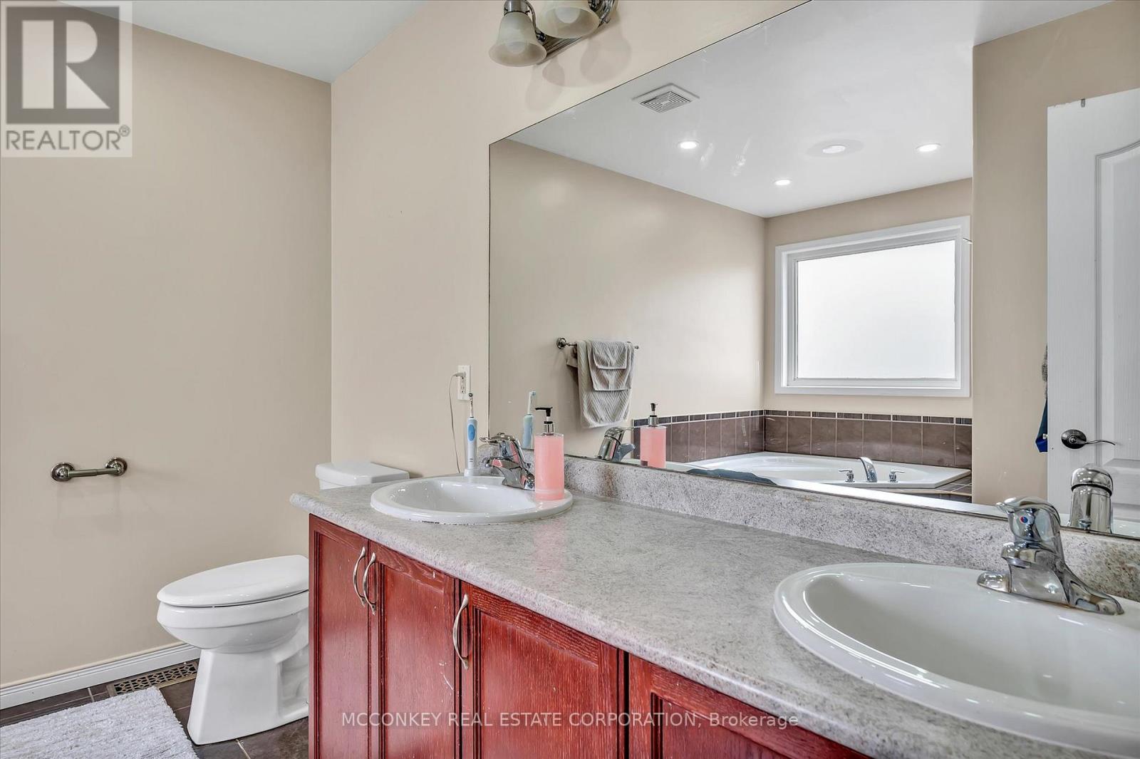 609 Ackerman Crescent, Peterborough (Monaghan), Ontario  K9K 2S5 - Photo 23 - X12173807