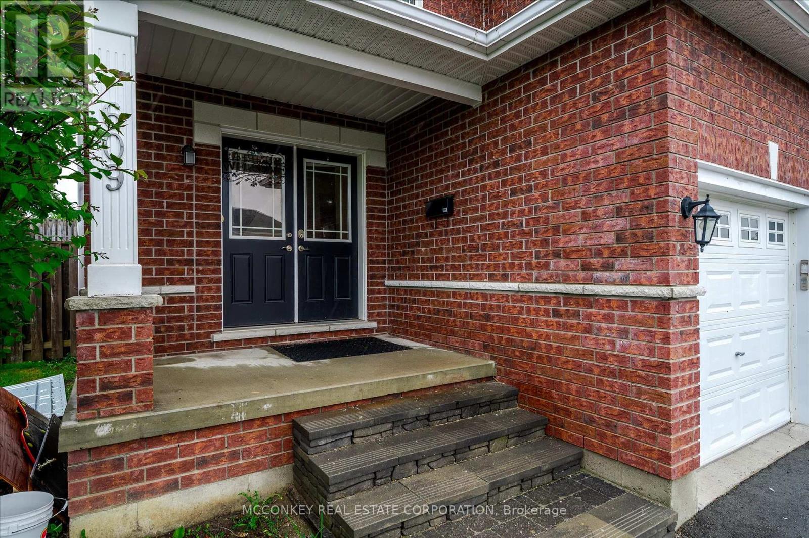 609 Ackerman Crescent, Peterborough (Monaghan), Ontario  K9K 2S5 - Photo 3 - X12173807