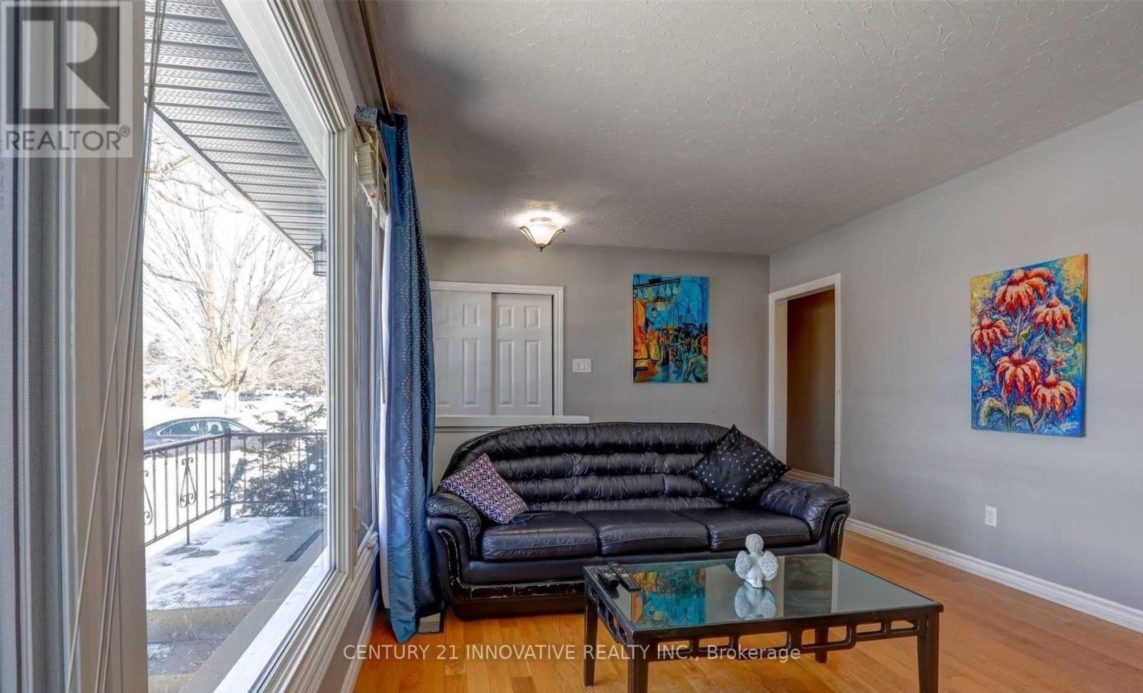 512 Robert Road, Peterborough South (West), Ontario  K9J 5T1 - Photo 10 - X12173804