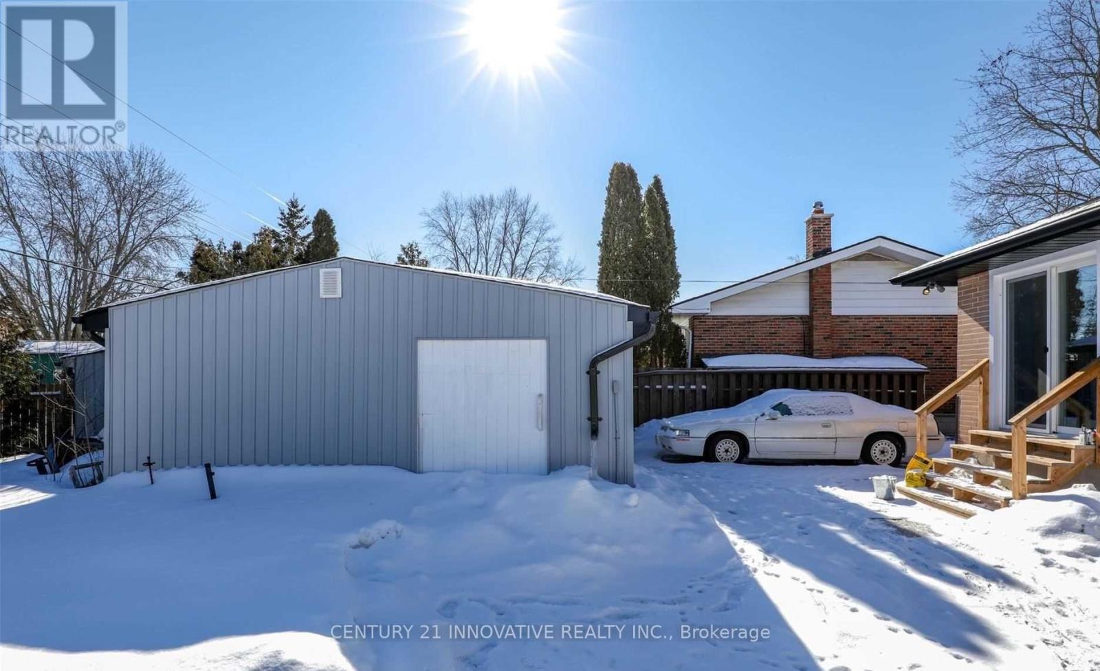 512 Robert Road, Peterborough South (West), Ontario  K9J 5T1 - Photo 30 - X12173804