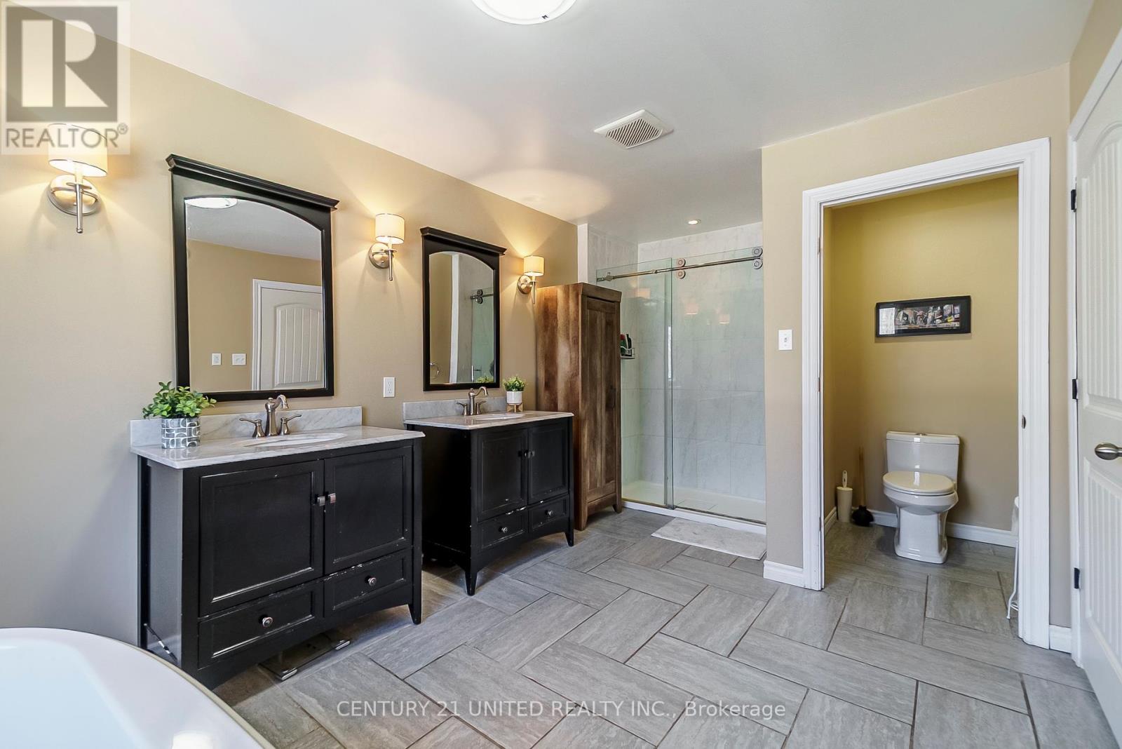 58 Sumcot Drive, Trent Lakes, Ontario  K0L 1R0 - Photo 19 - X12174290