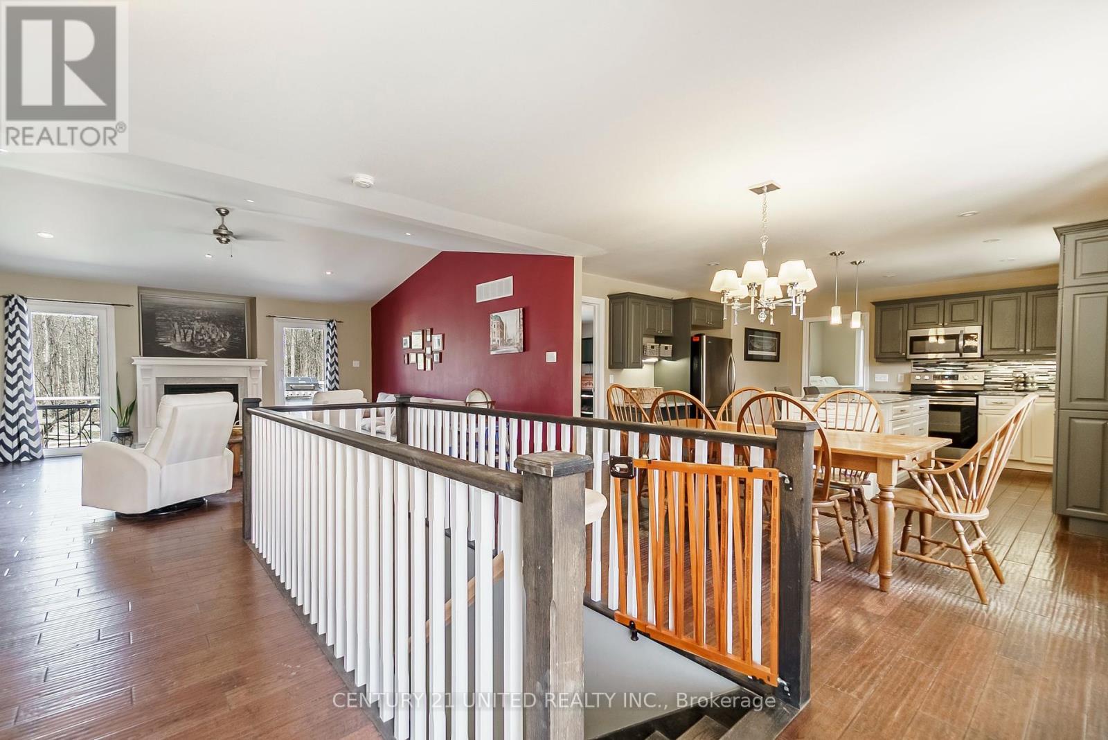 58 Sumcot Drive, Trent Lakes, Ontario  K0L 1R0 - Photo 6 - X12174290