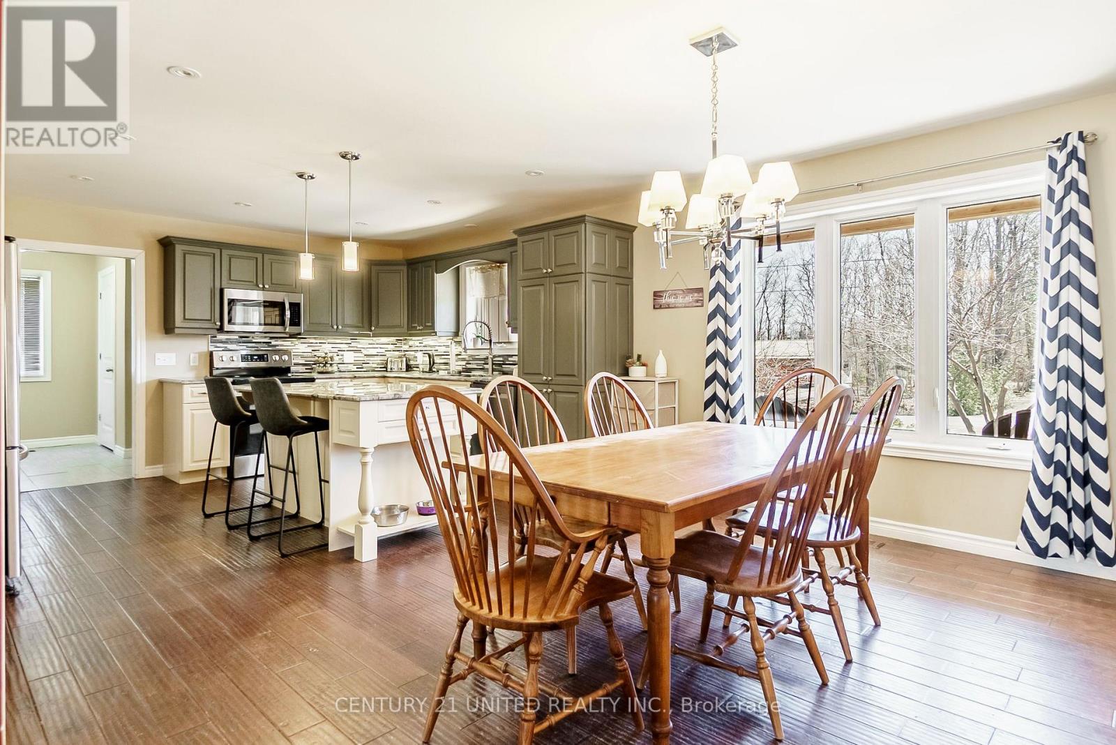 58 Sumcot Drive, Trent Lakes, Ontario  K0L 1R0 - Photo 7 - X12174290