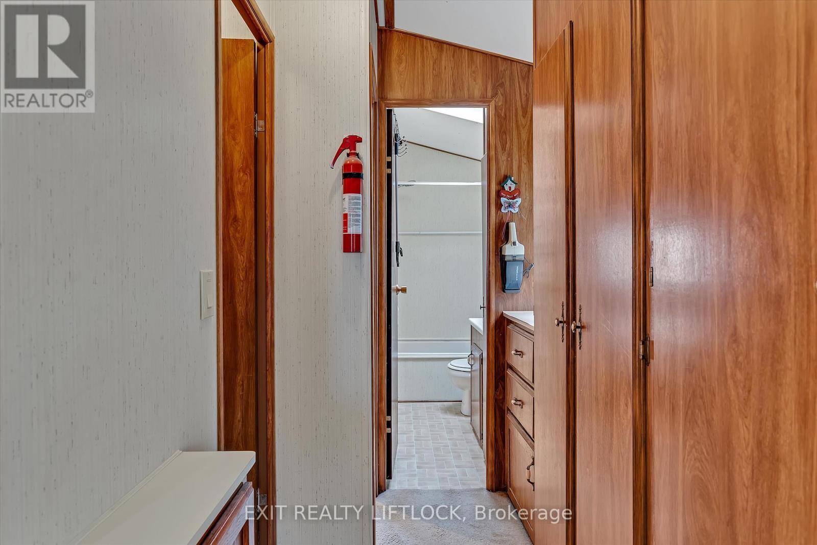 1 Hilltop Dr - 740 Serpent Mounds Road, Otonabee-South Monaghan, Ontario  K0L 2G0 - Photo 13 - X12174767