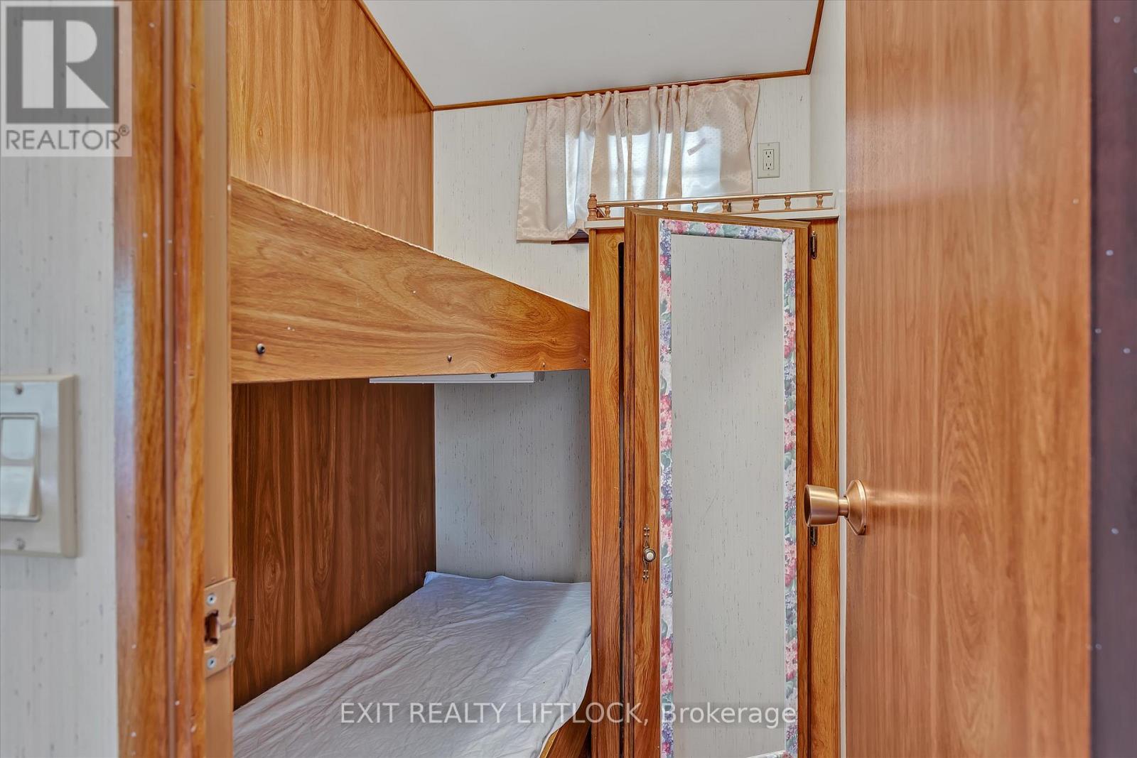 1 Hilltop Dr - 740 Serpent Mounds Road, Otonabee-South Monaghan, Ontario  K0L 2G0 - Photo 14 - X12174767