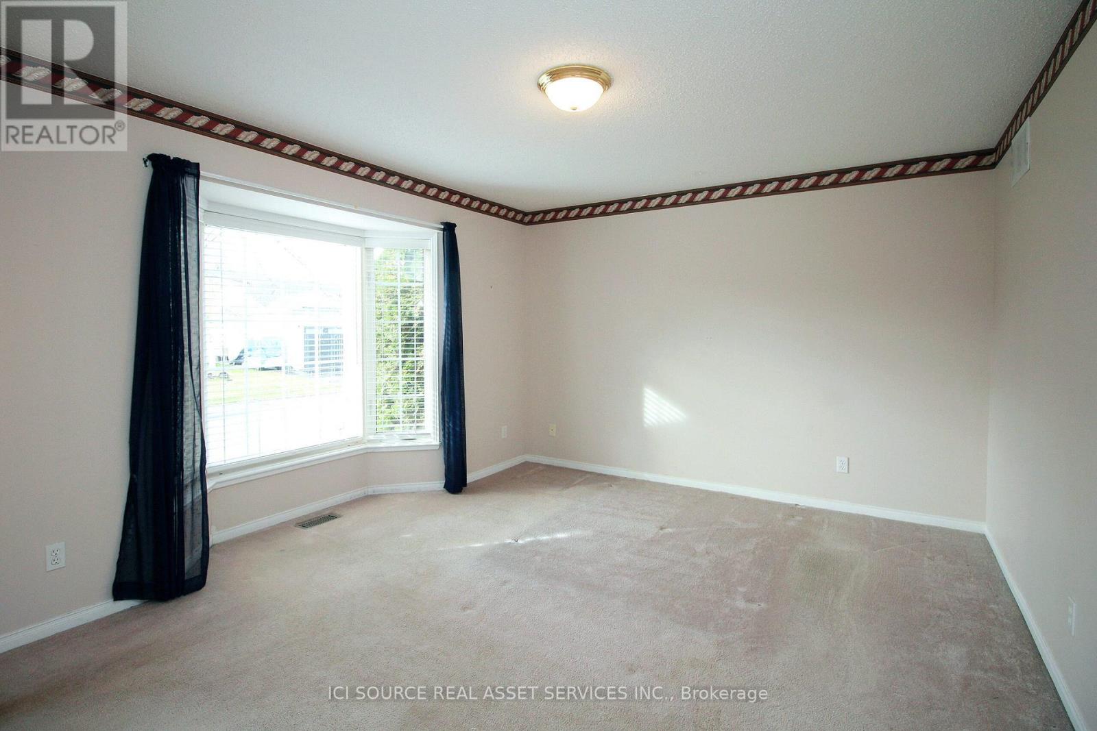4 Algonquin Trail, Clarington (Bowmanville), Ontario  L1B 1A1 - Photo 13 - E12175002