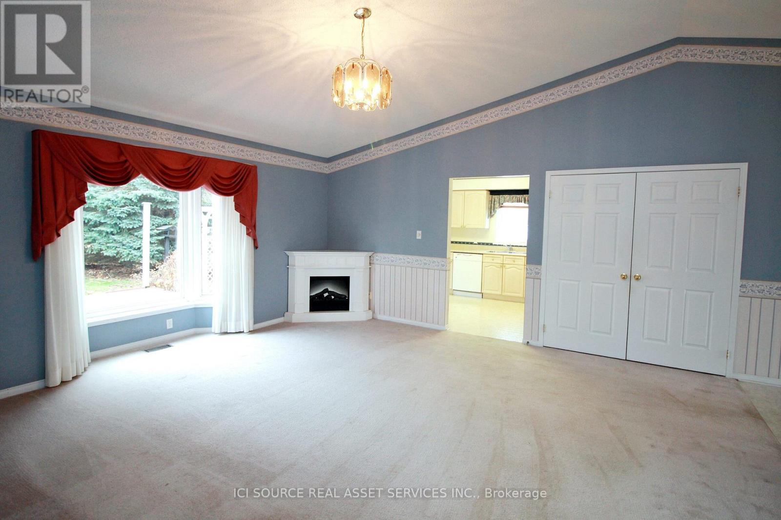 4 Algonquin Trail, Clarington (Bowmanville), Ontario  L1B 1A1 - Photo 6 - E12175002