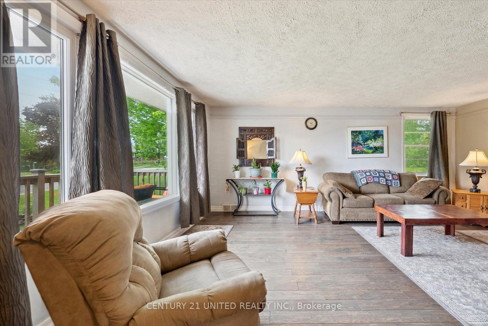 1063 Ward Street, Smith-Ennismore-Lakefield, Ontario  K0L 1H0 - Photo 13 - X12175168