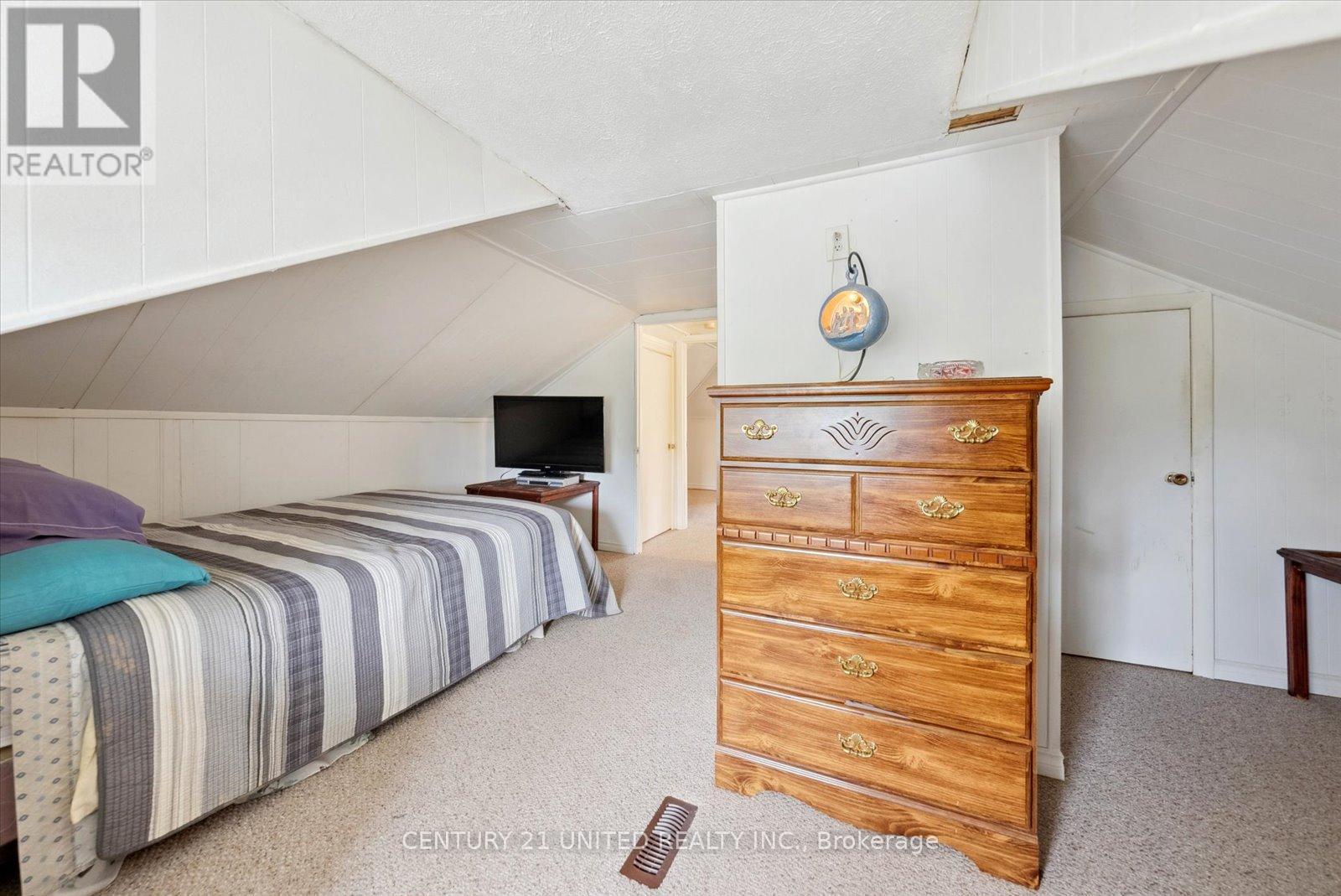 1063 Ward Street, Smith-Ennismore-Lakefield, Ontario  K0L 1H0 - Photo 32 - X12175168
