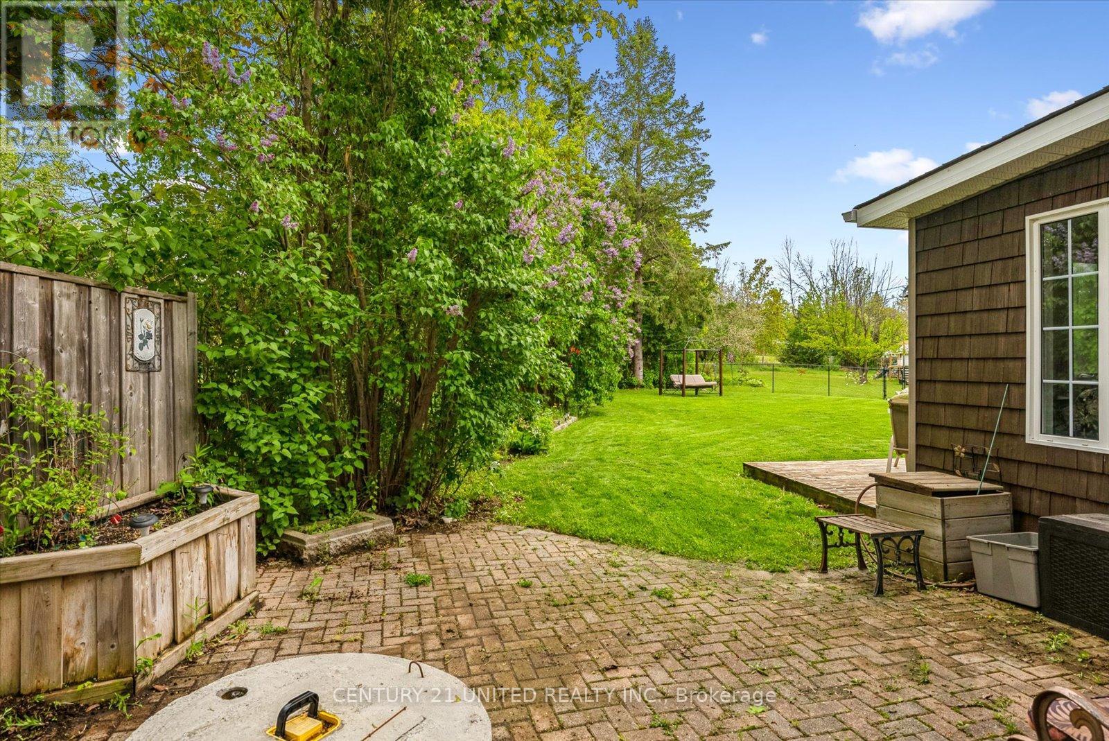 1063 Ward Street, Smith-Ennismore-Lakefield, Ontario  K0L 1H0 - Photo 38 - X12175168