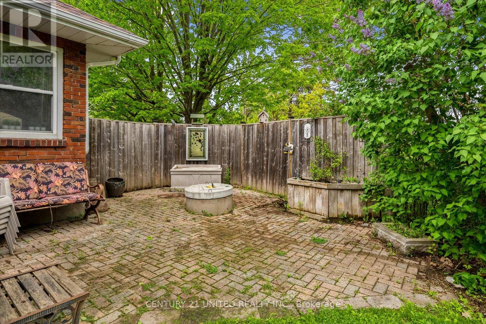 1063 Ward Street, Smith-Ennismore-Lakefield, Ontario  K0L 1H0 - Photo 39 - X12175168