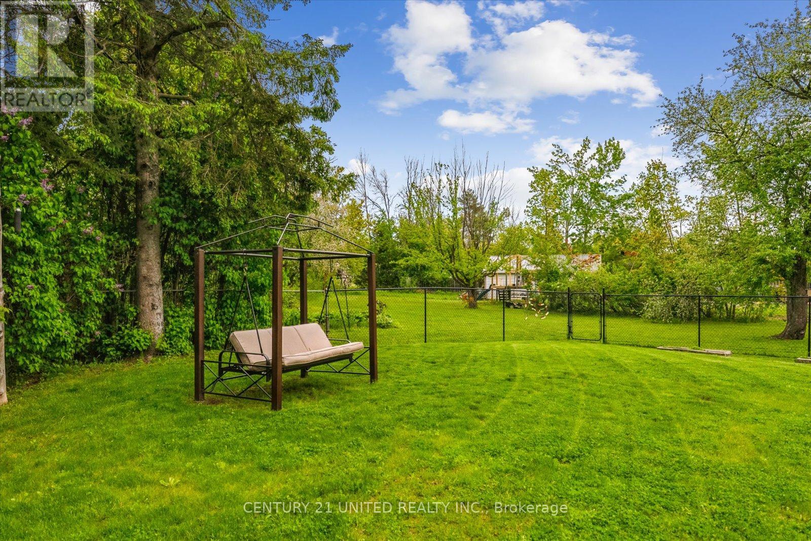 1063 Ward Street, Smith-Ennismore-Lakefield, Ontario  K0L 1H0 - Photo 40 - X12175168