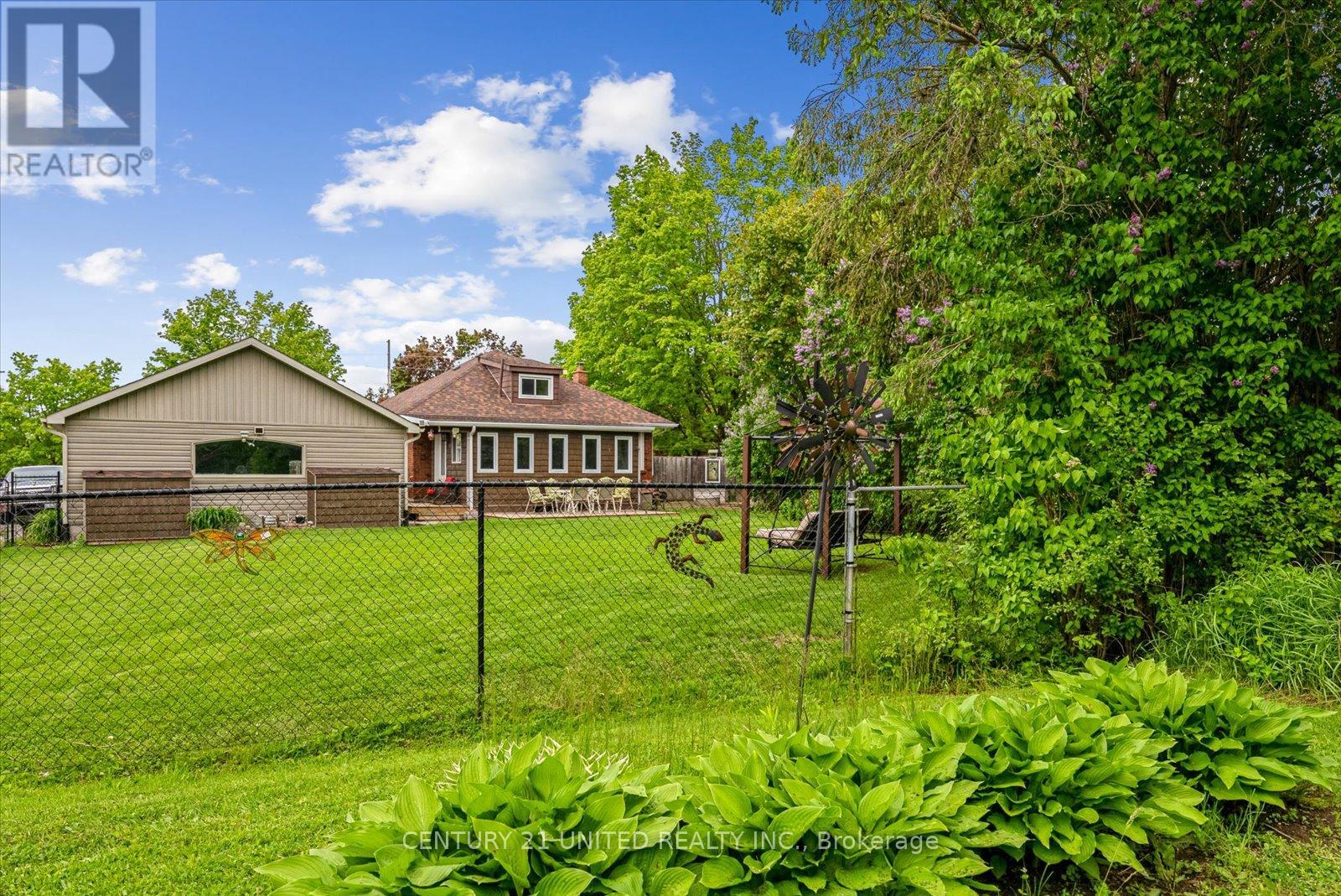 1063 Ward Street, Smith-Ennismore-Lakefield, Ontario  K0L 1H0 - Photo 48 - X12175168
