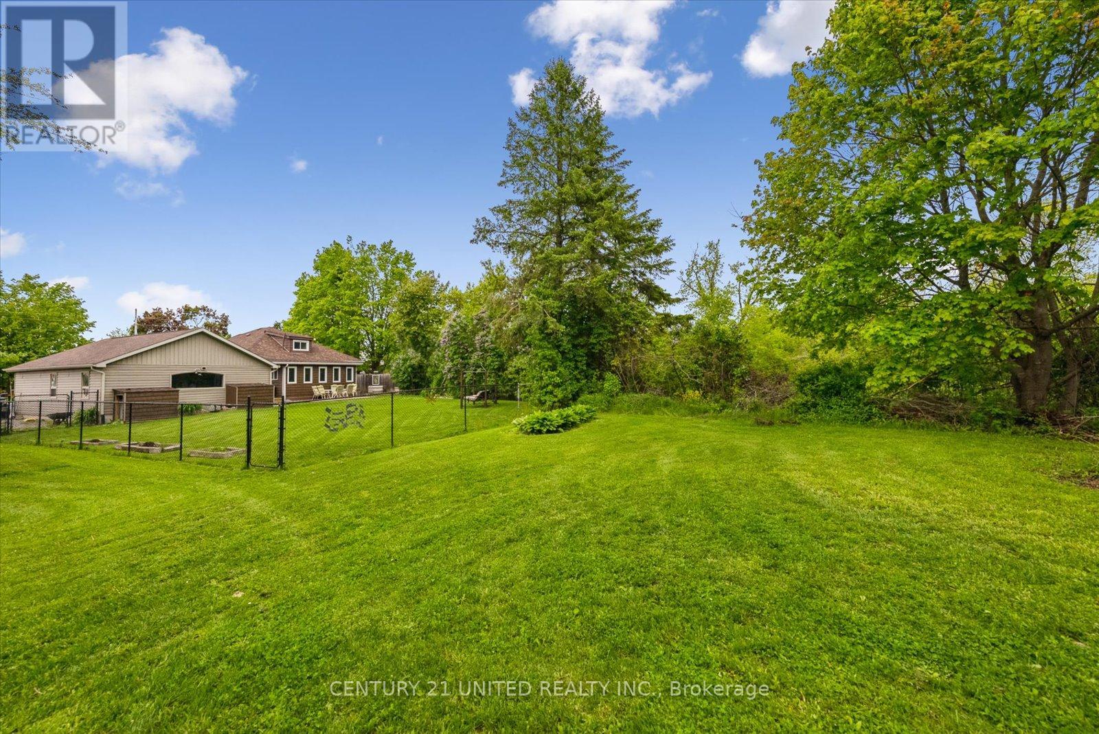 1063 Ward Street, Smith-Ennismore-Lakefield, Ontario  K0L 1H0 - Photo 49 - X12175168
