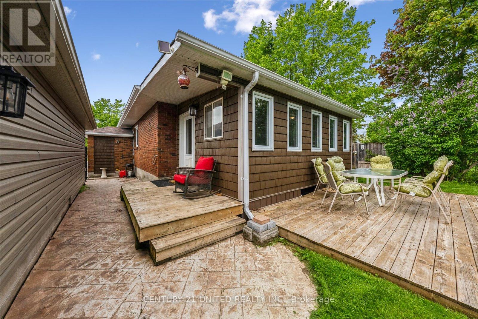 1063 Ward Street, Smith-Ennismore-Lakefield, Ontario  K0L 1H0 - Photo 7 - X12175168