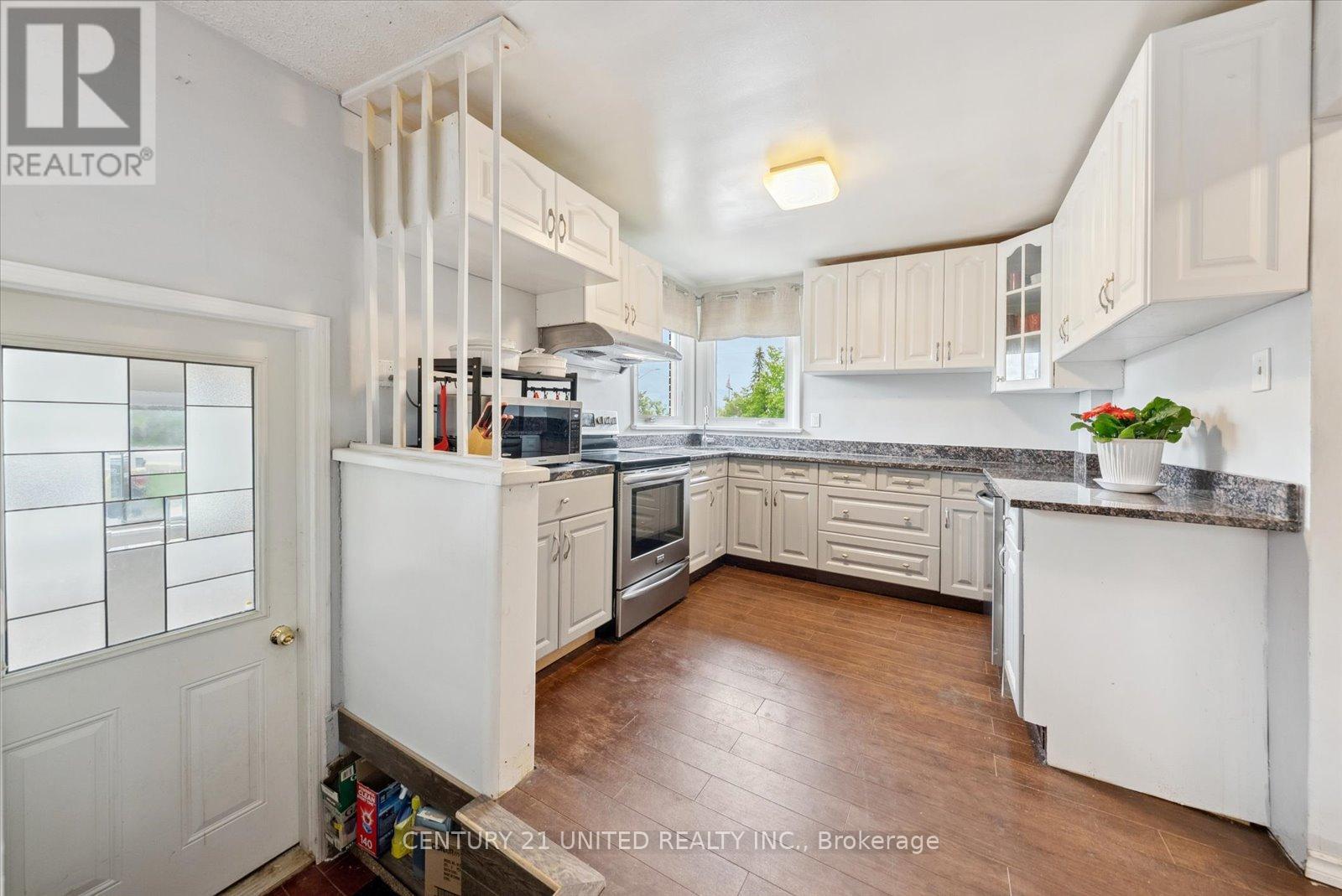 1063 Ward Street, Smith-Ennismore-Lakefield, Ontario  K0L 1H0 - Photo 9 - X12175168