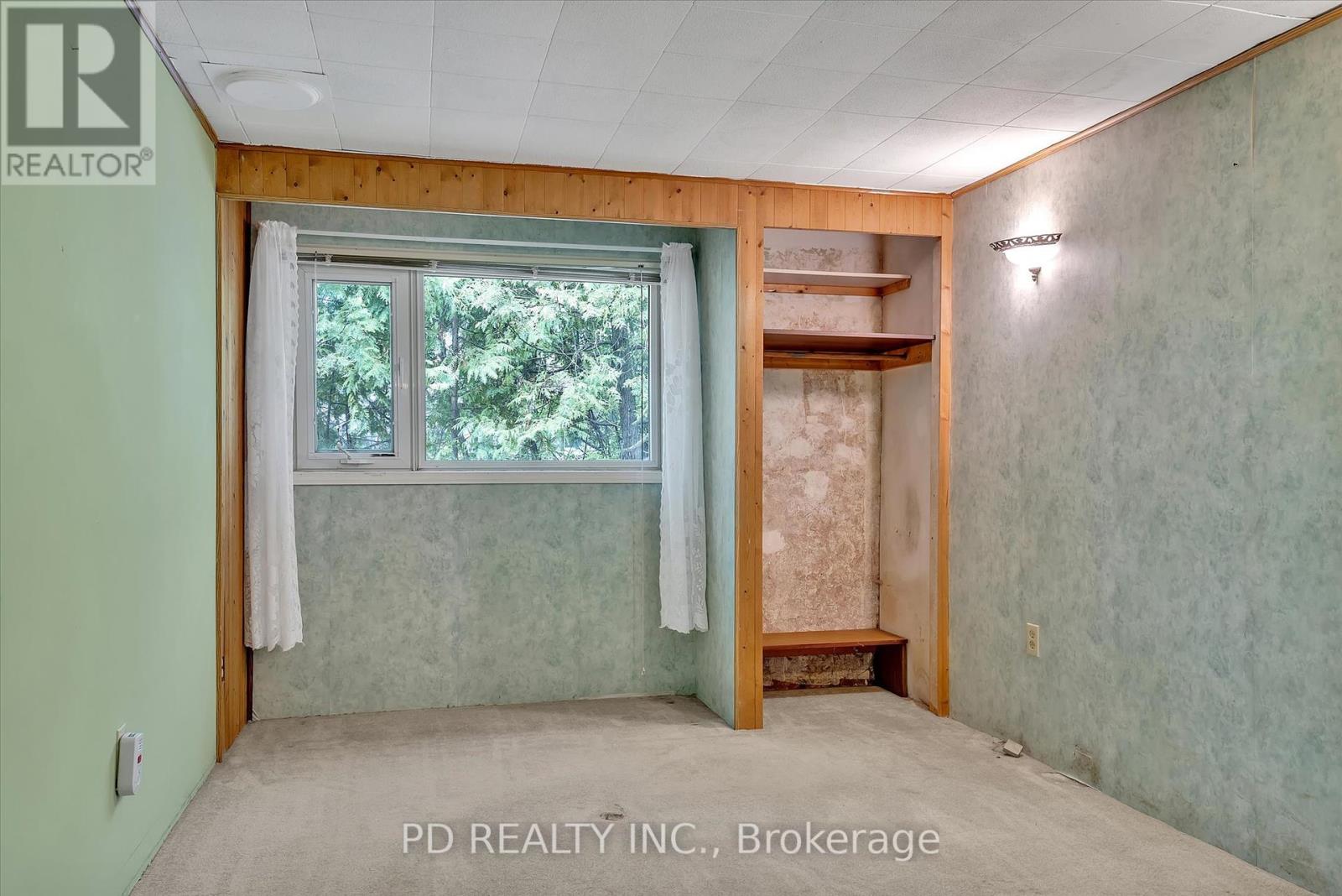 22 Evergreen Street, Kawartha Lakes (Emily), Ontario  K0L 2W0 - Photo 11 - X12175508