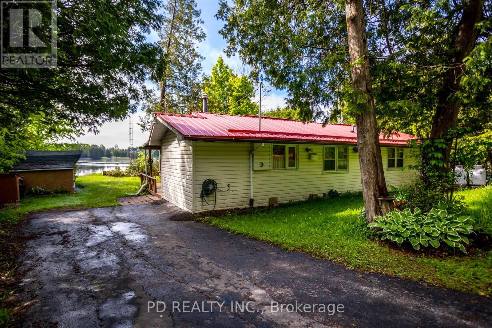 22 Evergreen Street, Kawartha Lakes (Emily), Ontario  K0L 2W0 - Photo 23 - X12175508