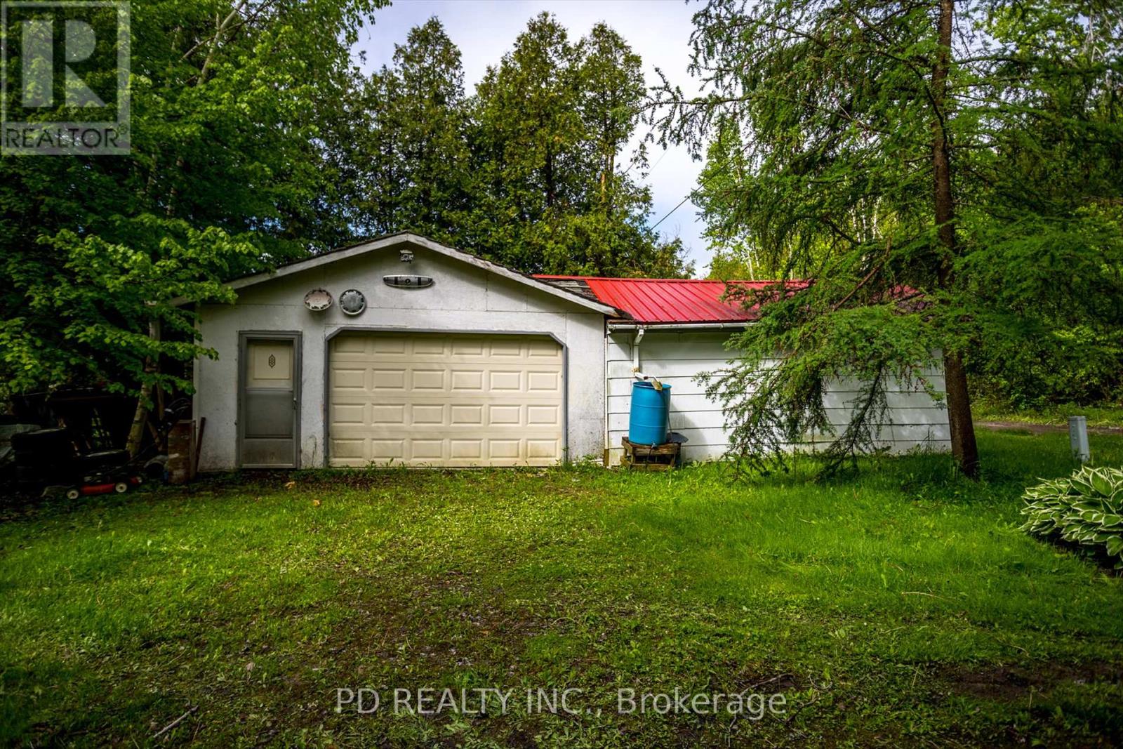 22 Evergreen Street, Kawartha Lakes (Emily), Ontario  K0L 2W0 - Photo 24 - X12175508