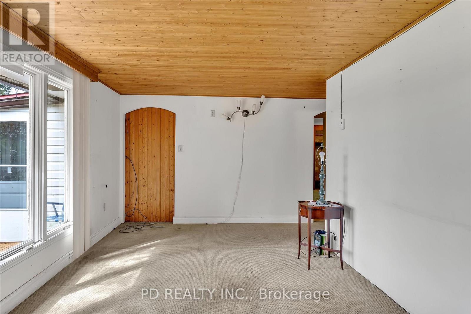 22 Evergreen Street, Kawartha Lakes (Emily), Ontario  K0L 2W0 - Photo 8 - X12175508