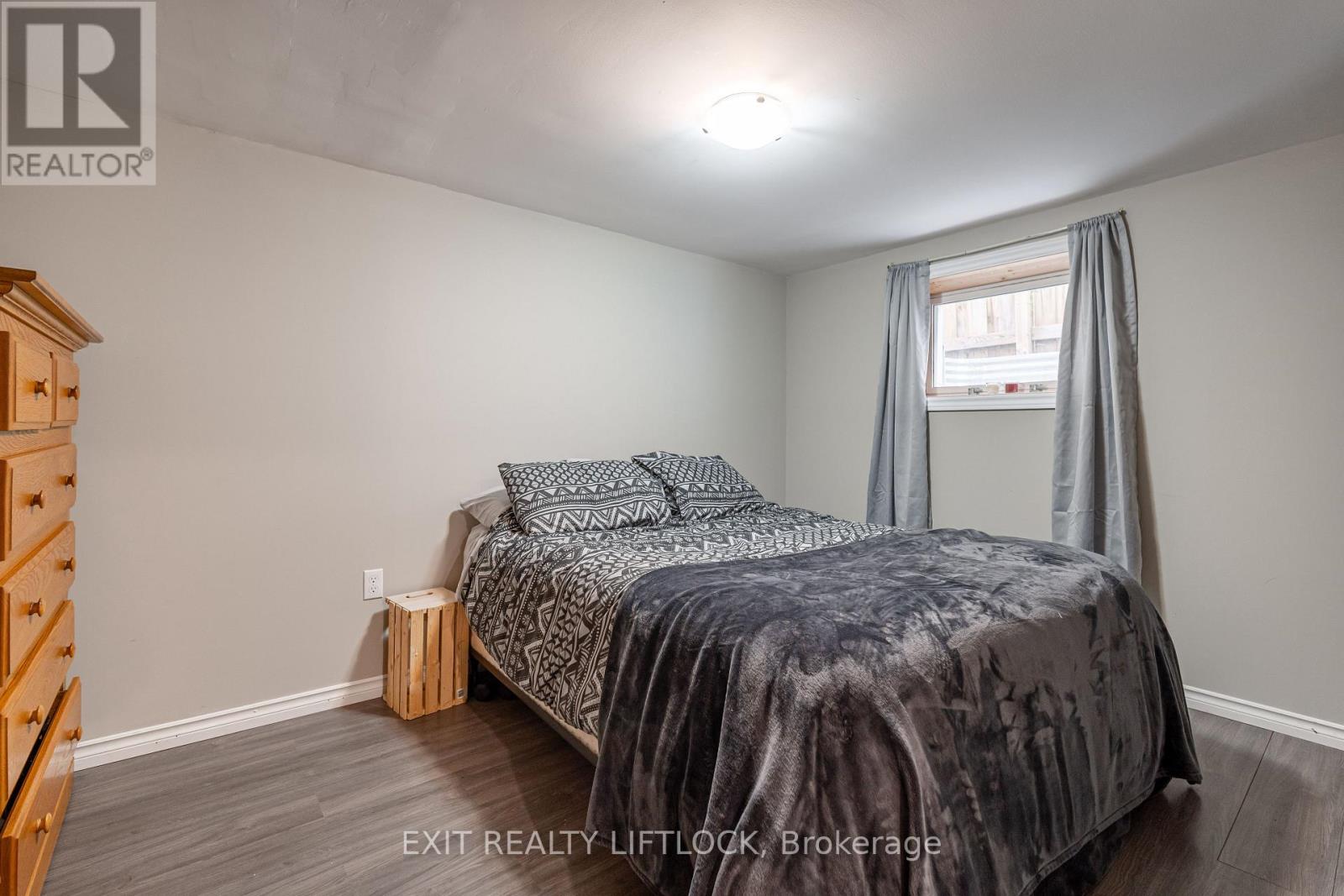 925 Ford Street, Peterborough Central (South), Ontario  K9J 5V2 - Photo 21 - X12175625