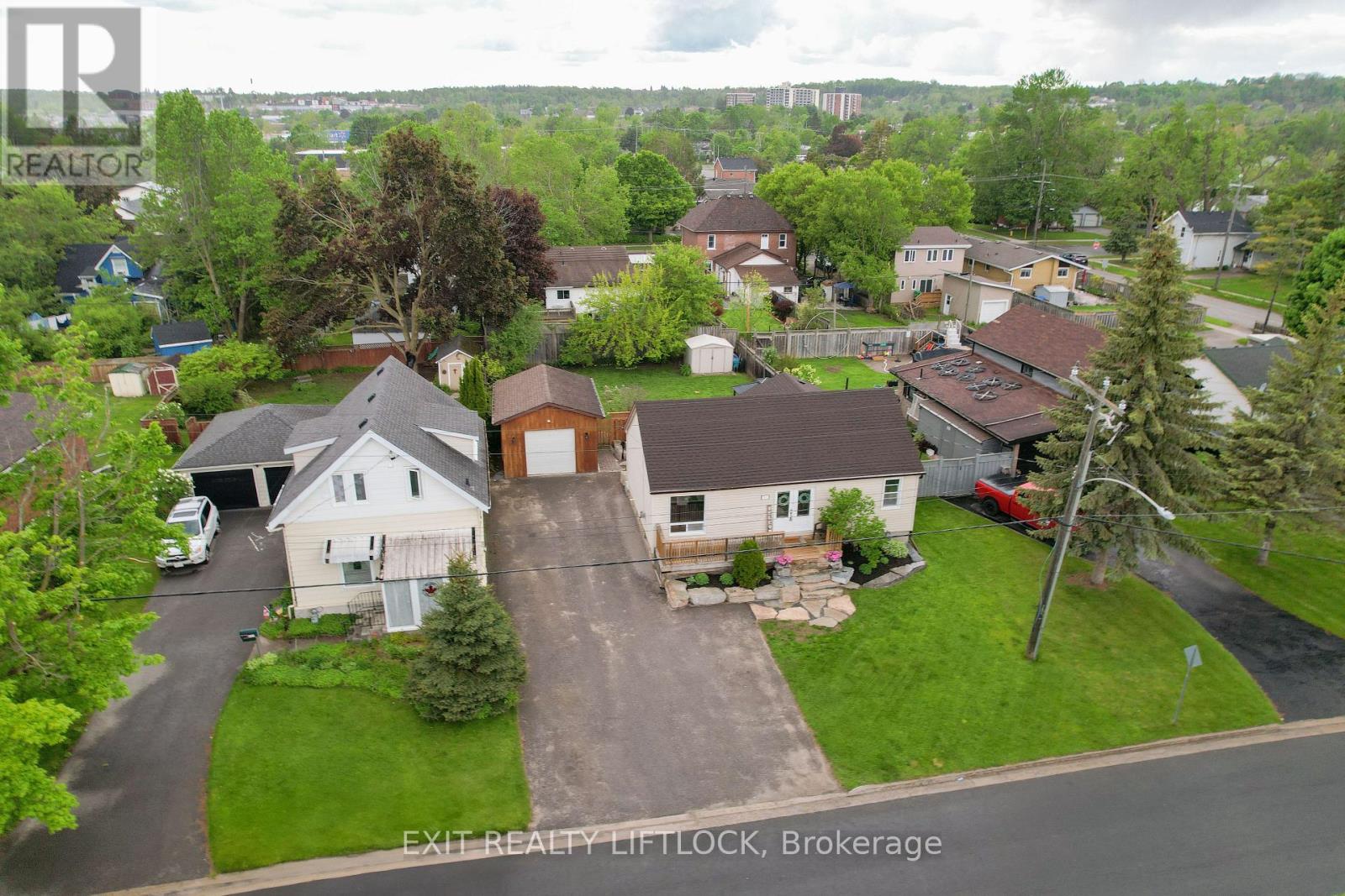925 Ford Street, Peterborough Central (South), Ontario  K9J 5V2 - Photo 31 - X12175625