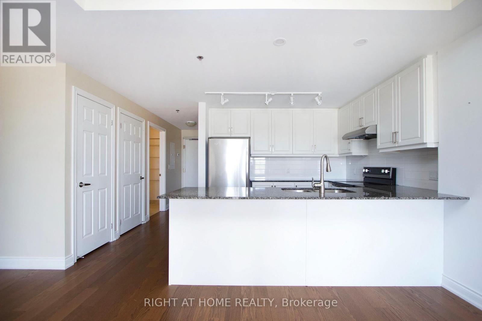 405 - 21 Brookhouse Drive, Clarington (Newcastle), Ontario  L1B 1N8 - Photo 15 - E12175860