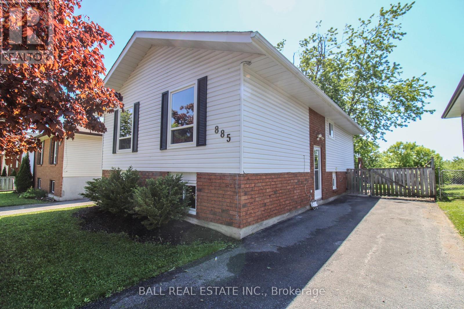 885 Stewart Drive, Peterborough South (East), Ontario  K9J 7R3 - Photo 1 - X12176125