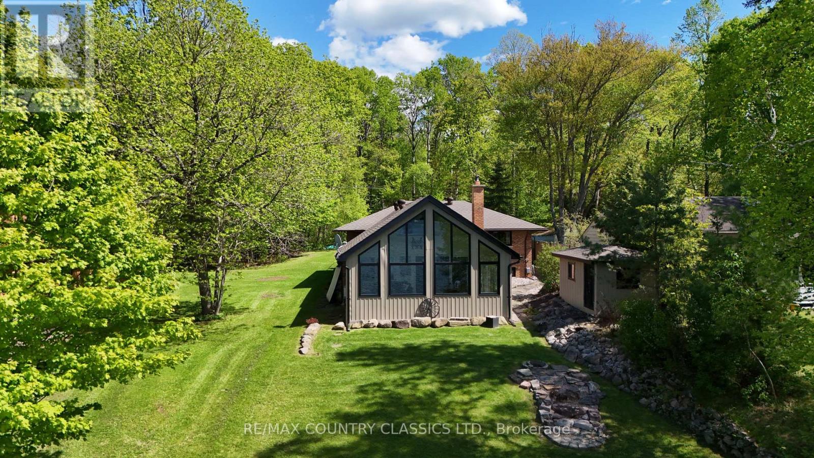 90 Village Street, Hastings Highlands (Herschel Ward), Ontario  K0L 1C0 - Photo 1 - X12176240