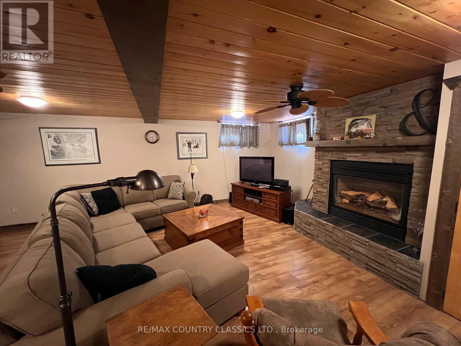90 Village Street, Hastings Highlands (Herschel Ward), Ontario  K0L 1C0 - Photo 29 - X12176240