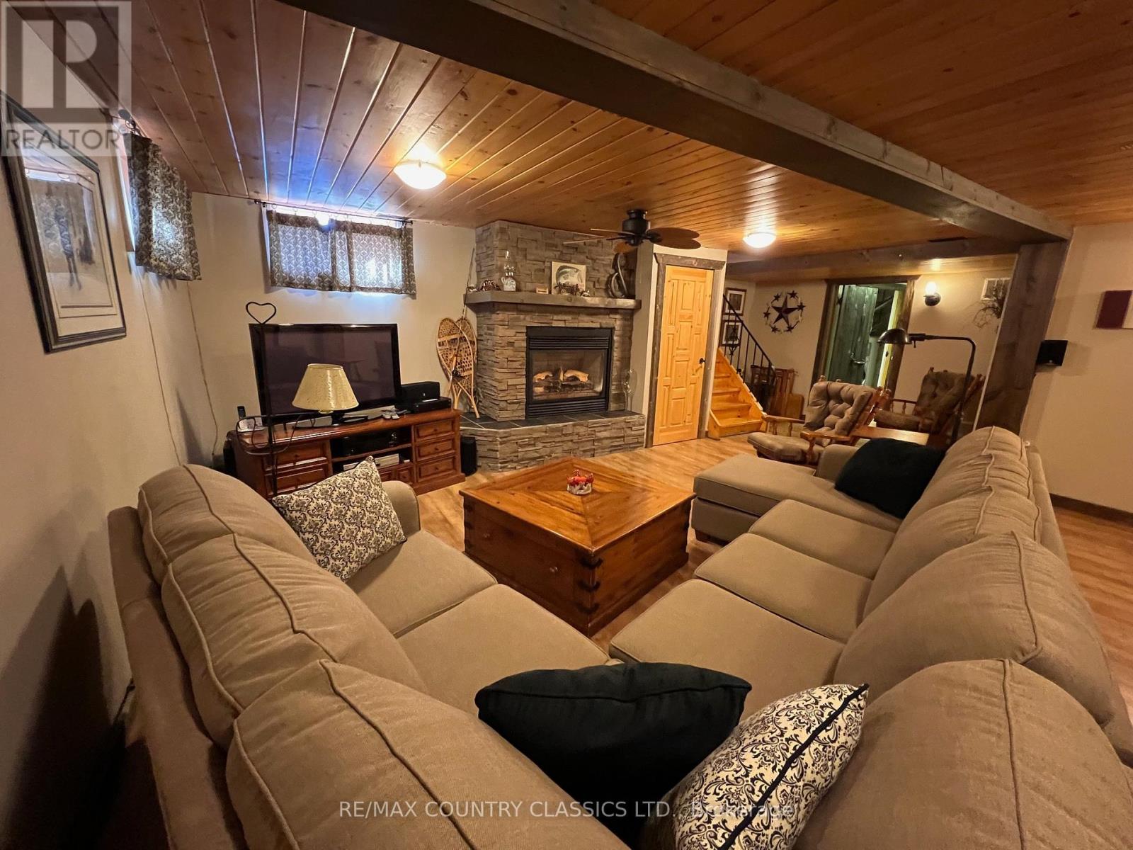 90 Village Street, Hastings Highlands (Herschel Ward), Ontario  K0L 1C0 - Photo 30 - X12176240