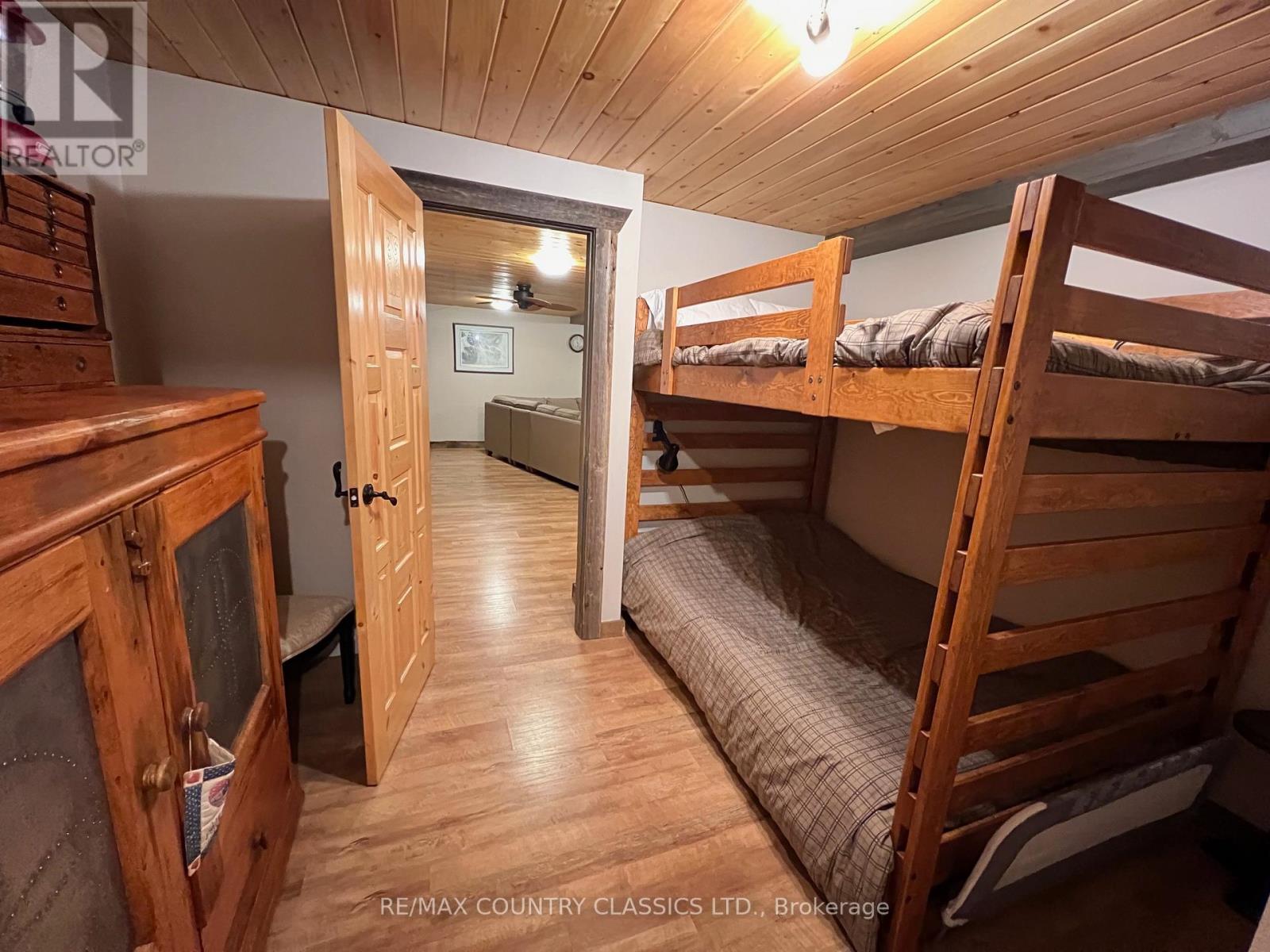90 Village Street, Hastings Highlands (Herschel Ward), Ontario  K0L 1C0 - Photo 31 - X12176240