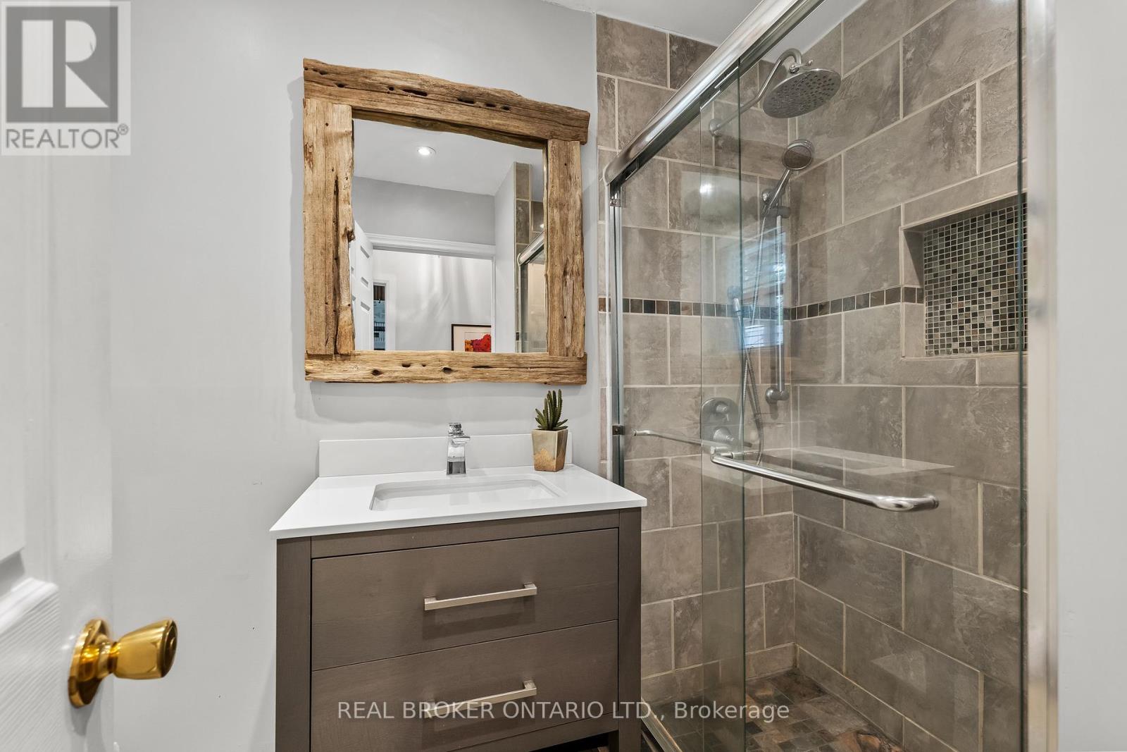 70 Cowans Crescent, Kawartha Lakes (Emily), Ontario  K0L 2W0 - Photo 6 - X12176832
