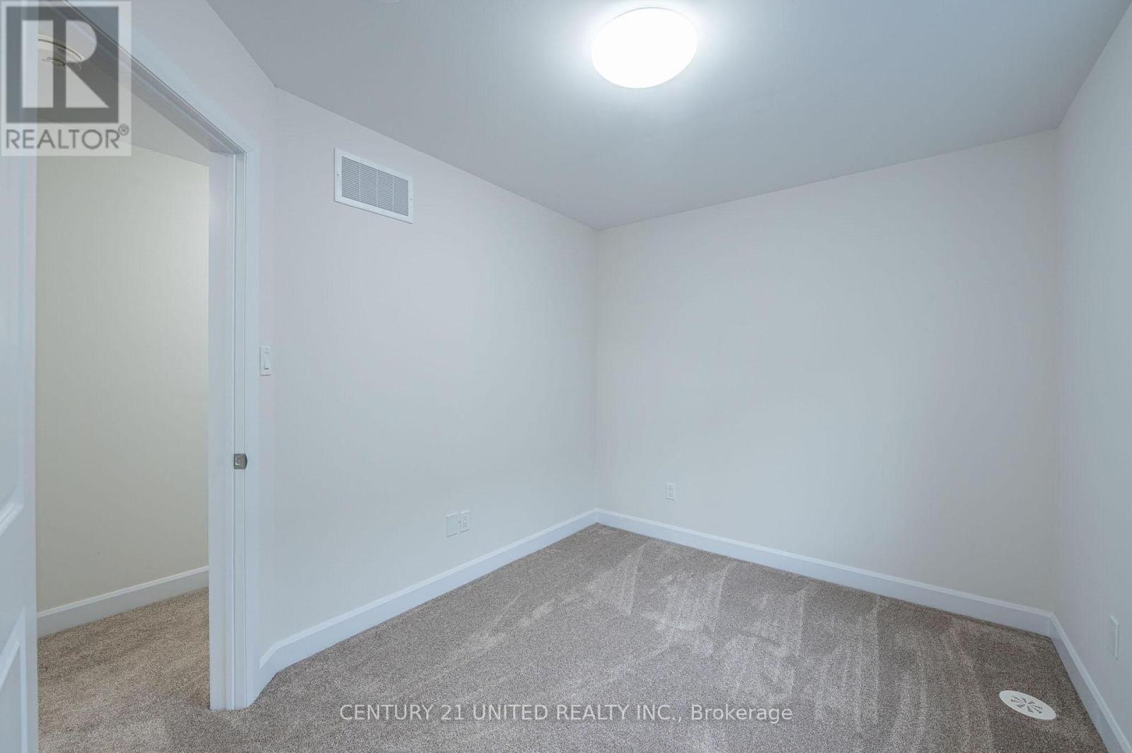 311 Mullighan Gardens, Peterborough North (North), Ontario  K9K 0H2 - Photo 25 - X12177116