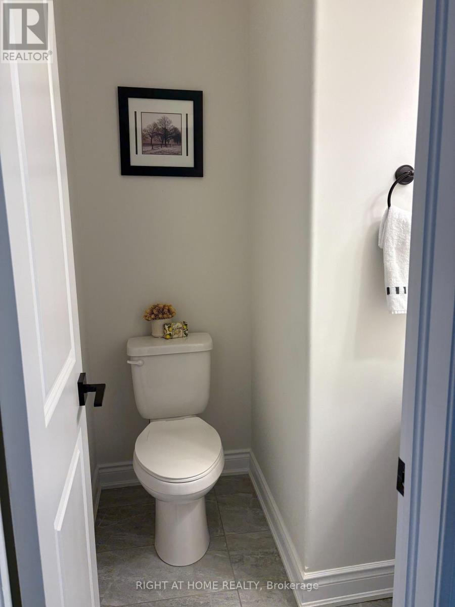 292 Noftall Gardens, Peterborough (Northcrest), Ontario  K9H 0G4 - Photo 24 - X12177344
