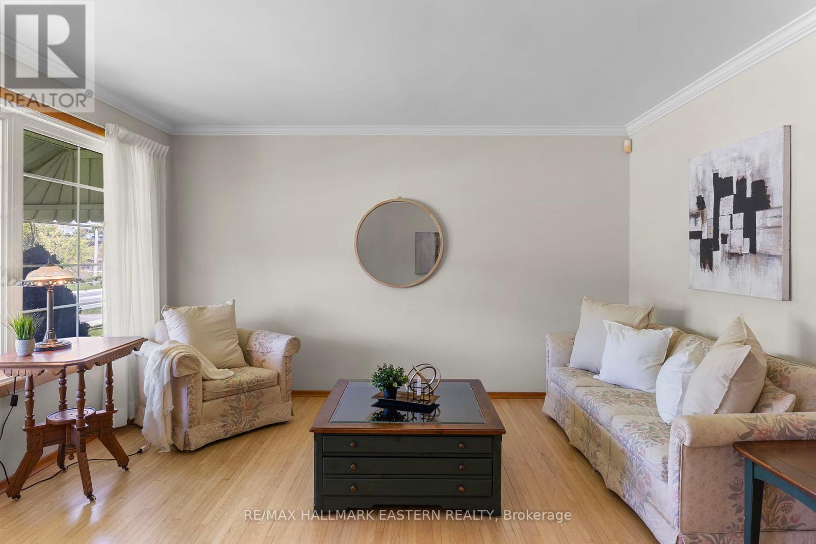 165 Marina Boulevard, Peterborough North (Central), Ontario  K9H 6M8 - Photo 2 - X12177743