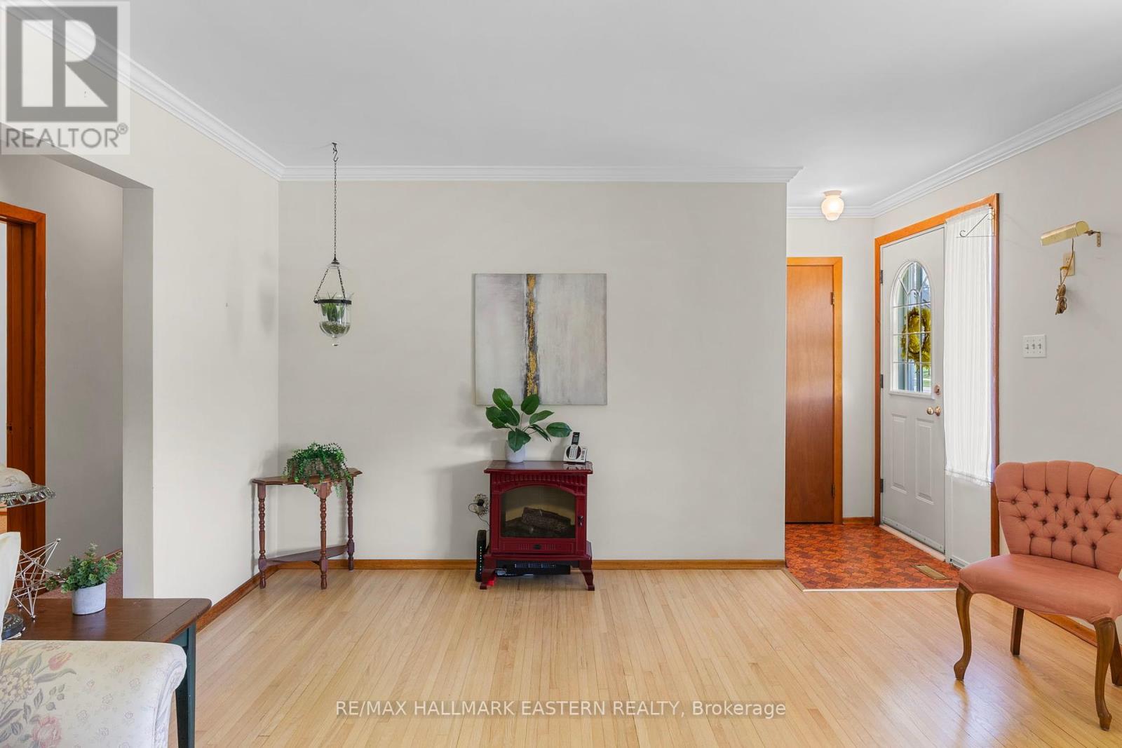 165 Marina Boulevard, Peterborough North (Central), Ontario  K9H 6M8 - Photo 3 - X12177743