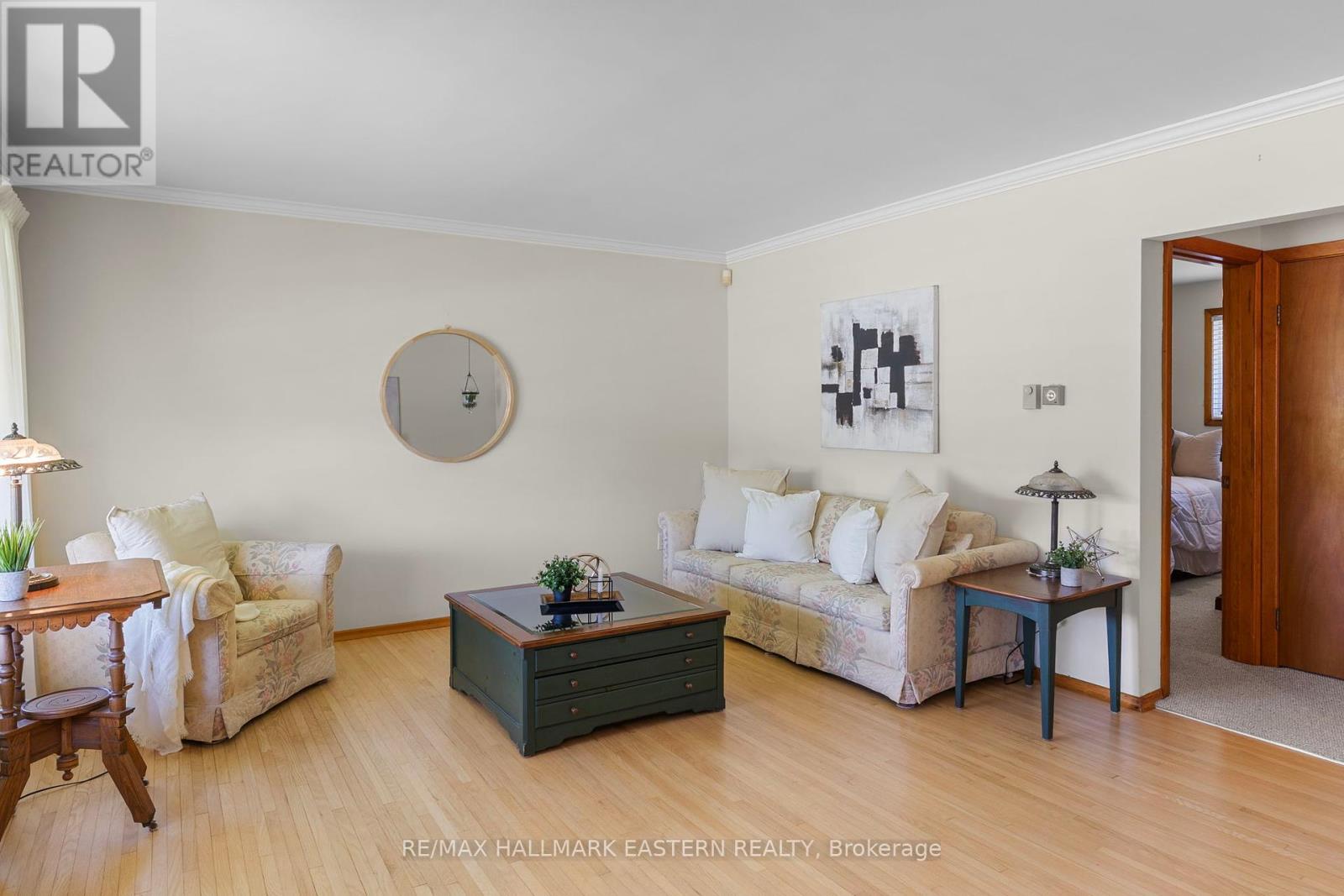 165 Marina Boulevard, Peterborough North (Central), Ontario  K9H 6M8 - Photo 4 - X12177743