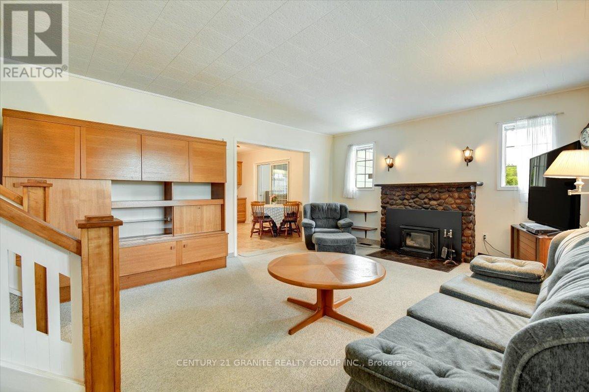 7 Cleak Avenue, Bancroft (Bancroft Ward), Ontario  K0L 1C0 - Photo 12 - X12177882