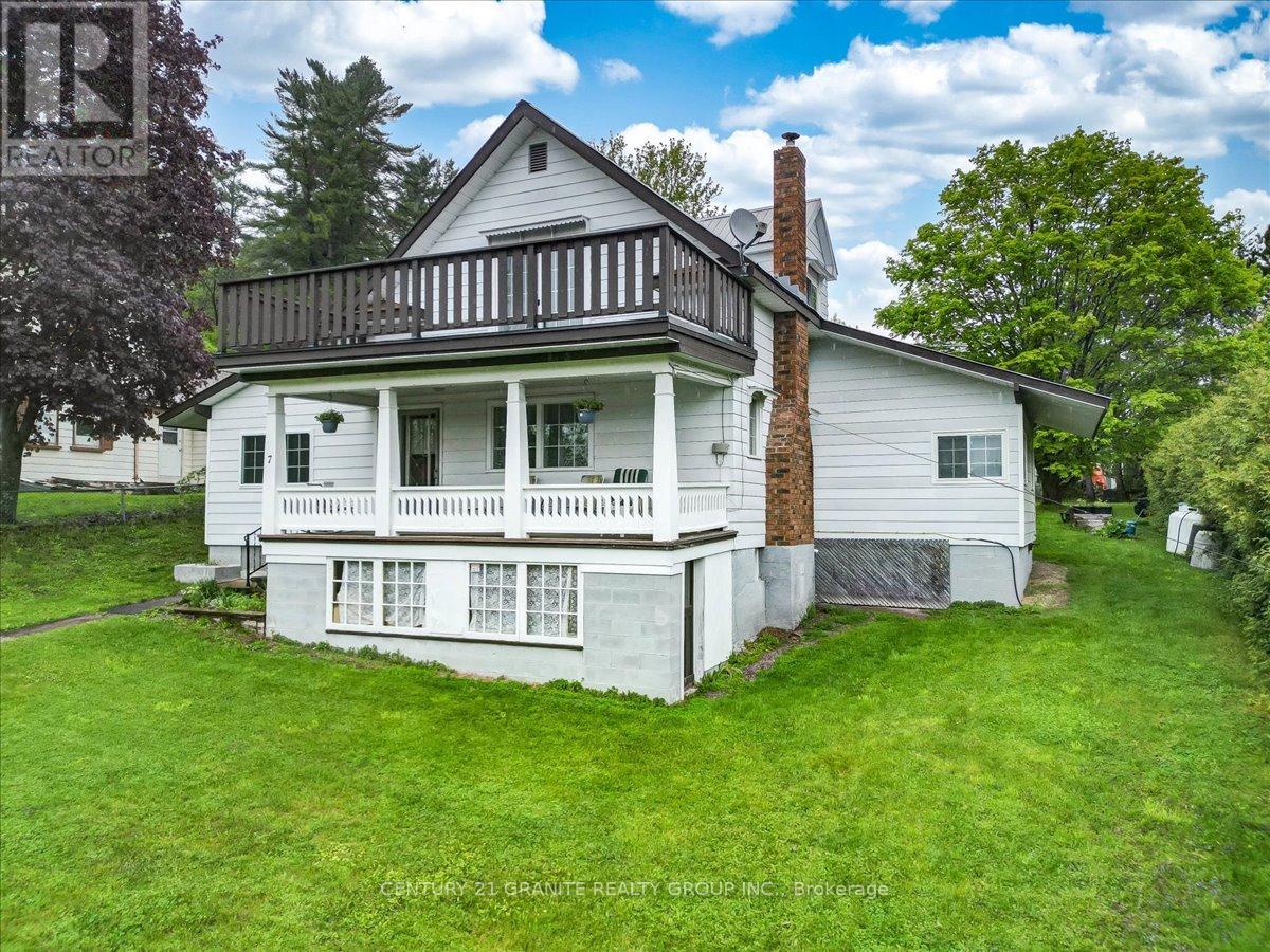 7 Cleak Avenue, Bancroft (Bancroft Ward), Ontario  K0L 1C0 - Photo 2 - X12177882