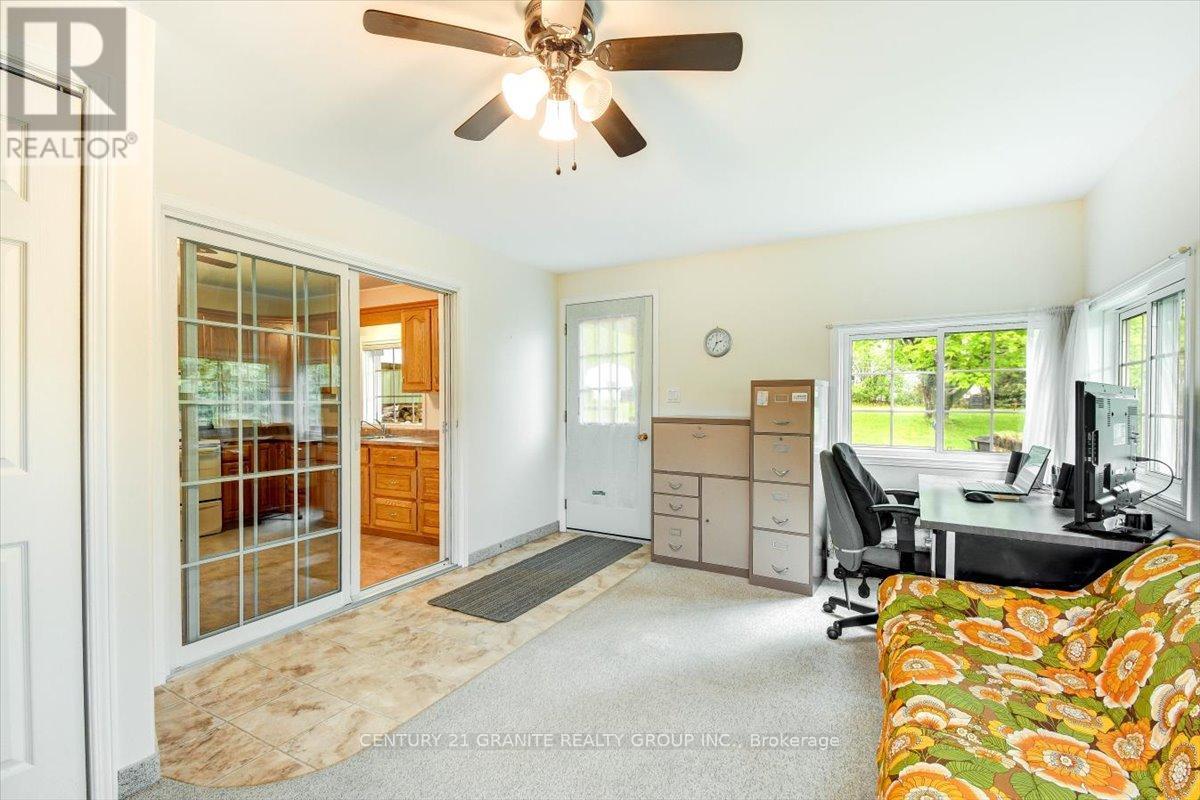 7 Cleak Avenue, Bancroft (Bancroft Ward), Ontario  K0L 1C0 - Photo 6 - X12177882